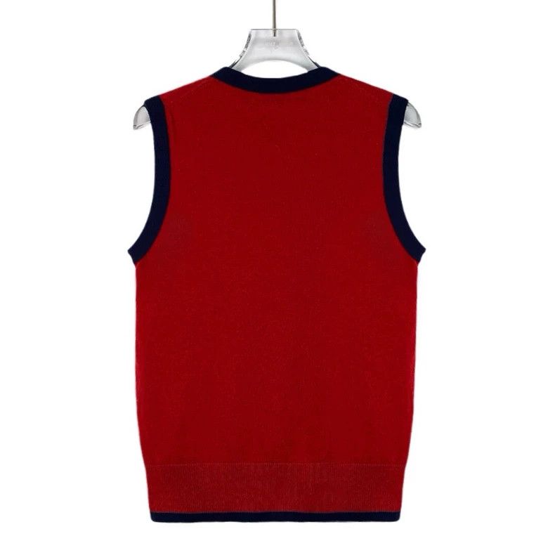 Chanel Chanel Red cashmere round-neck sleeveless knitted vest Size XS / US 0-2 / IT 36-38 - 2 Thumbnail
