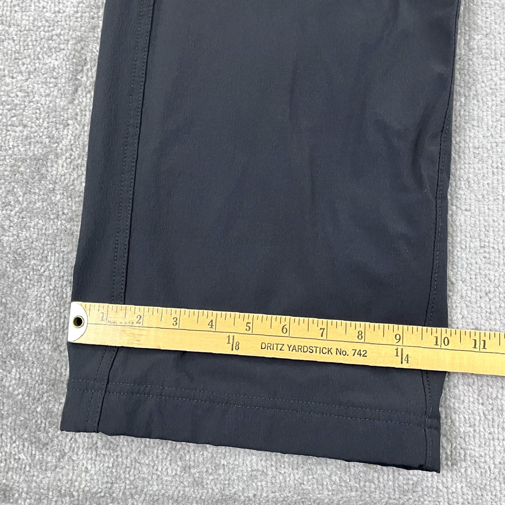 Mountain Hardwear Mountain Hardwear Pants Mens 40 x 33 Gray Fleece Lined Hiking Softshell Size US 40 / EU 56 - 6 Thumbnail