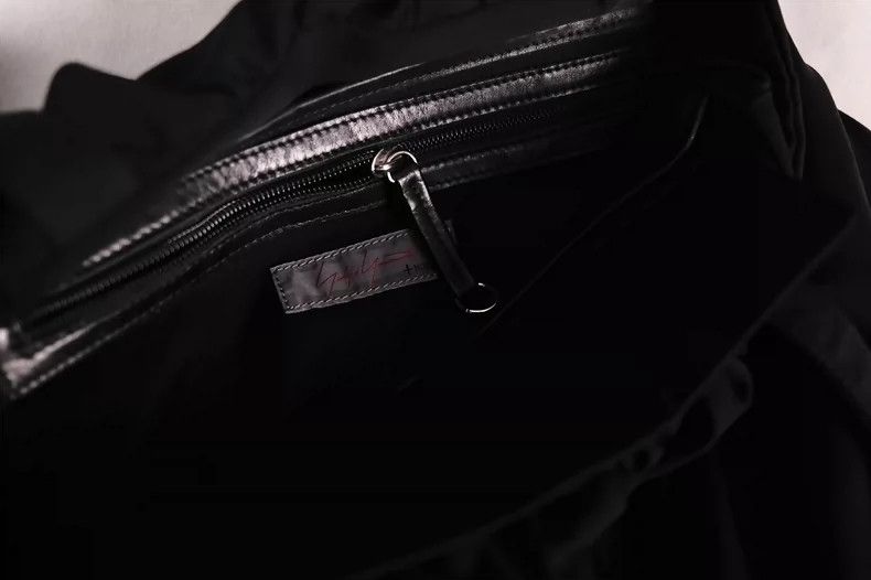 Yohji Yamamoto Yohji Yamamoto Curly pleated shoulder bag 2505-Nextarrow Size ONE SIZE - 4 Thumbnail