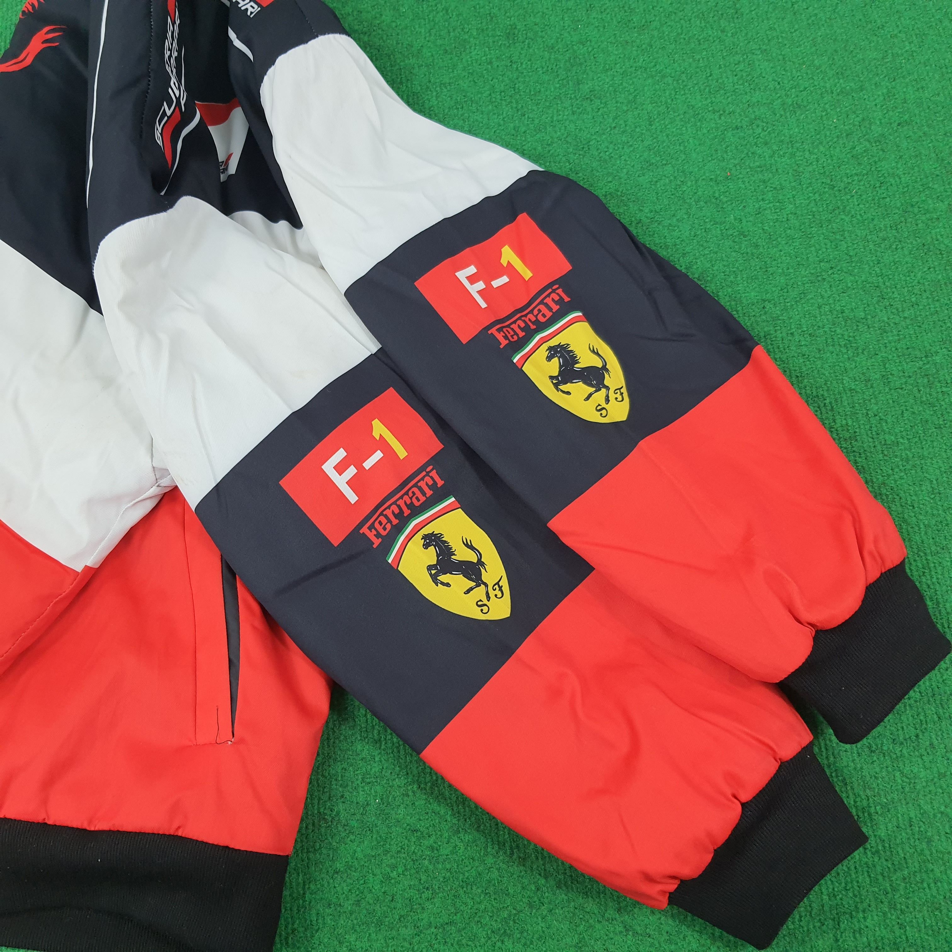 Ferrari × Vintage Vintage Ferrari Racing Motorsports Jacket C229N20 Size US L / EU 52-54 / 3 - 6 Thumbnail