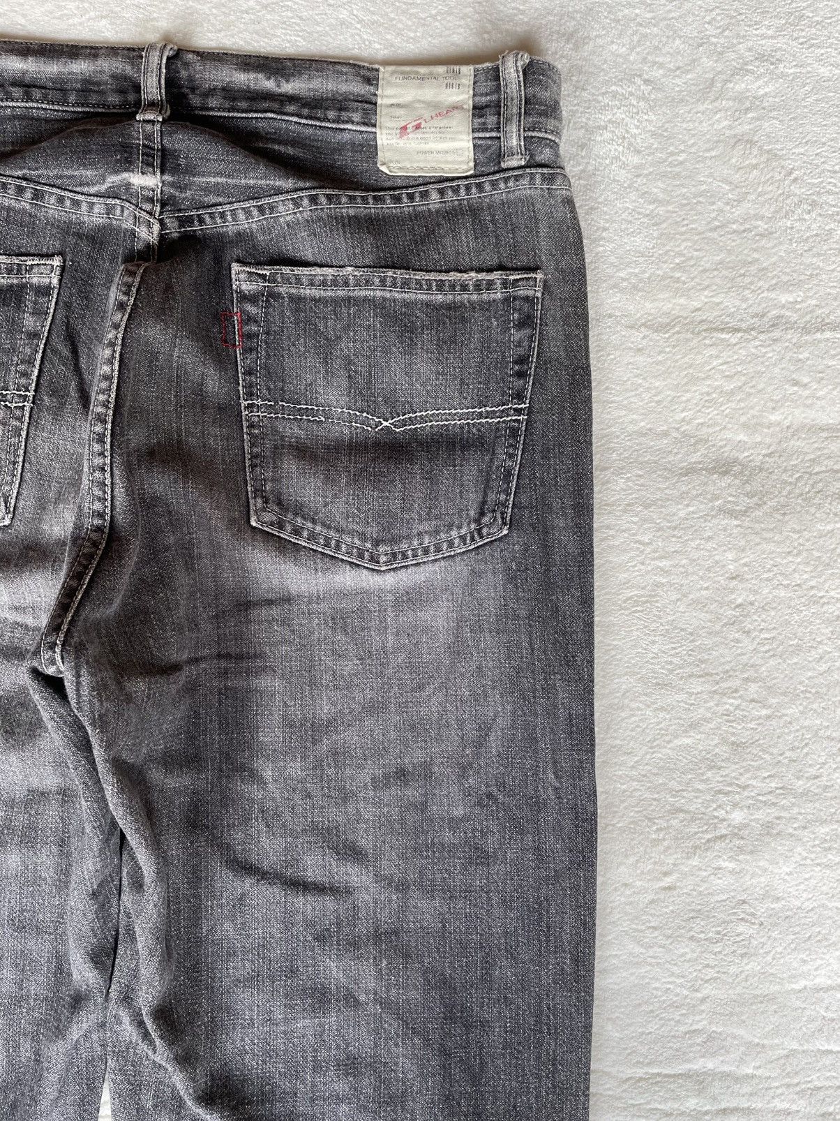 Japanese Brand Vintage G L Heart Faded Mudwash Denim Jeans Size US 33 - 7 Thumbnail