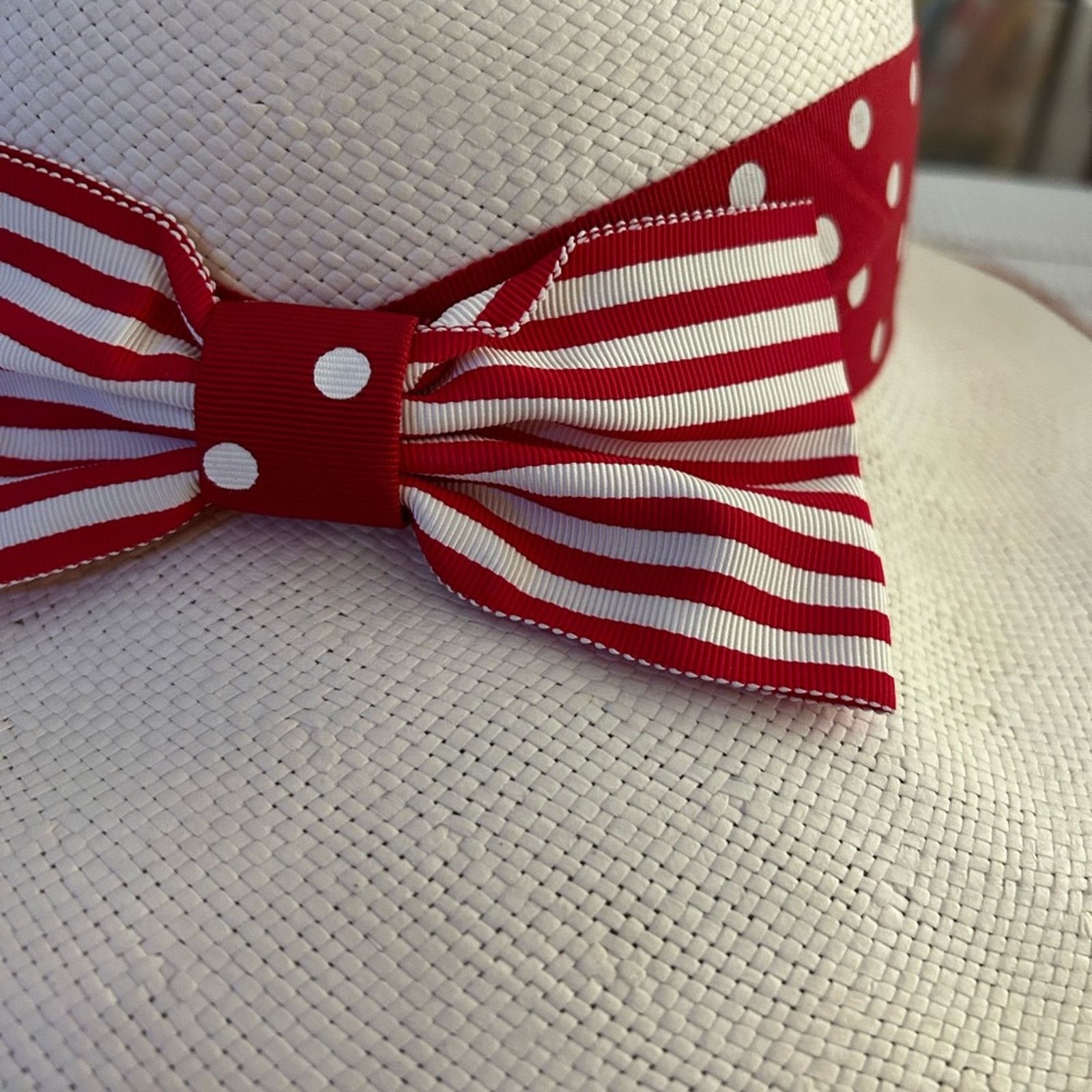 & Other Stories white straw women’s hat with red and white polka dot ribbon Size ONE SIZE - 5 Thumbnail