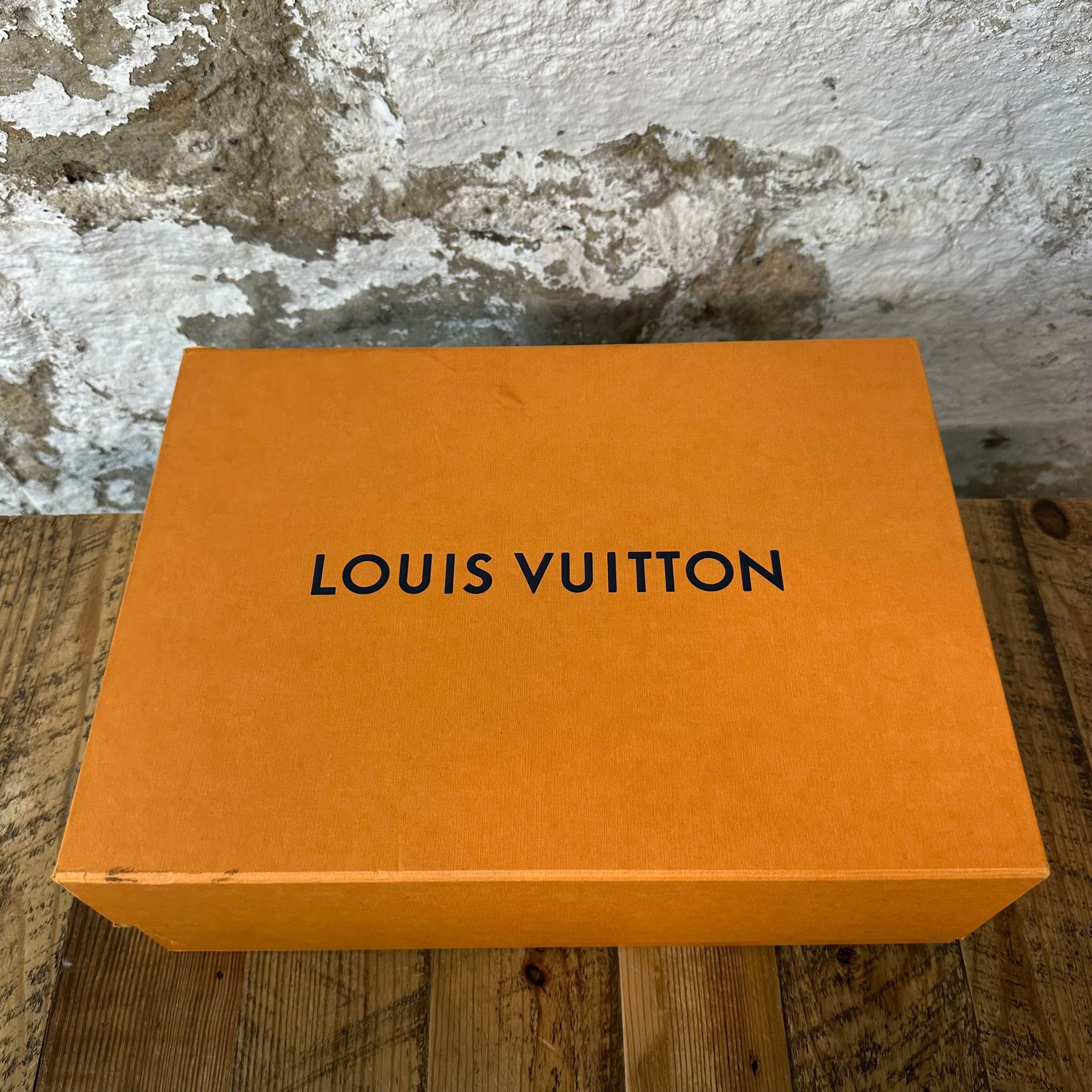 Louis Vuitton Louis Vuitton Orange White Maxi Trainer Sz 6.5 (5LV) Size US 6.5 / EU 39-40 - 8 Thumbnail