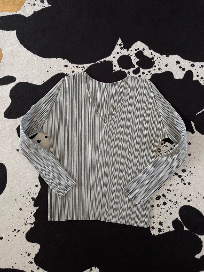Issey Miyake issey miyake size:one size grey shirt 2505-Nextarrow Size XXS / US 00 / IT 34 - 2 Thumbnail