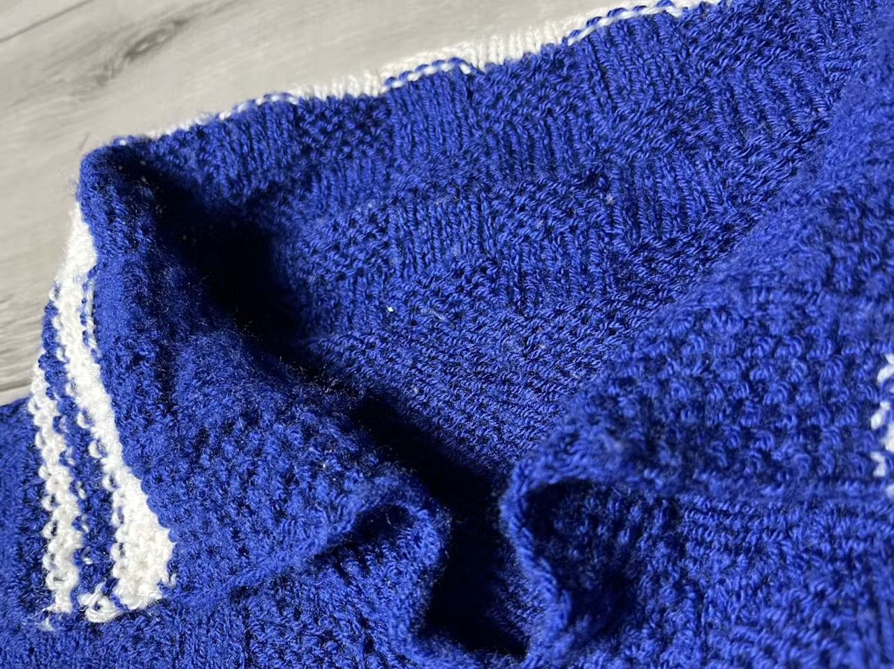 Vintage Vintage sweater knit neck 80s 90s jumper size Large Size US L / EU 52-54 / 3 - 4 Thumbnail