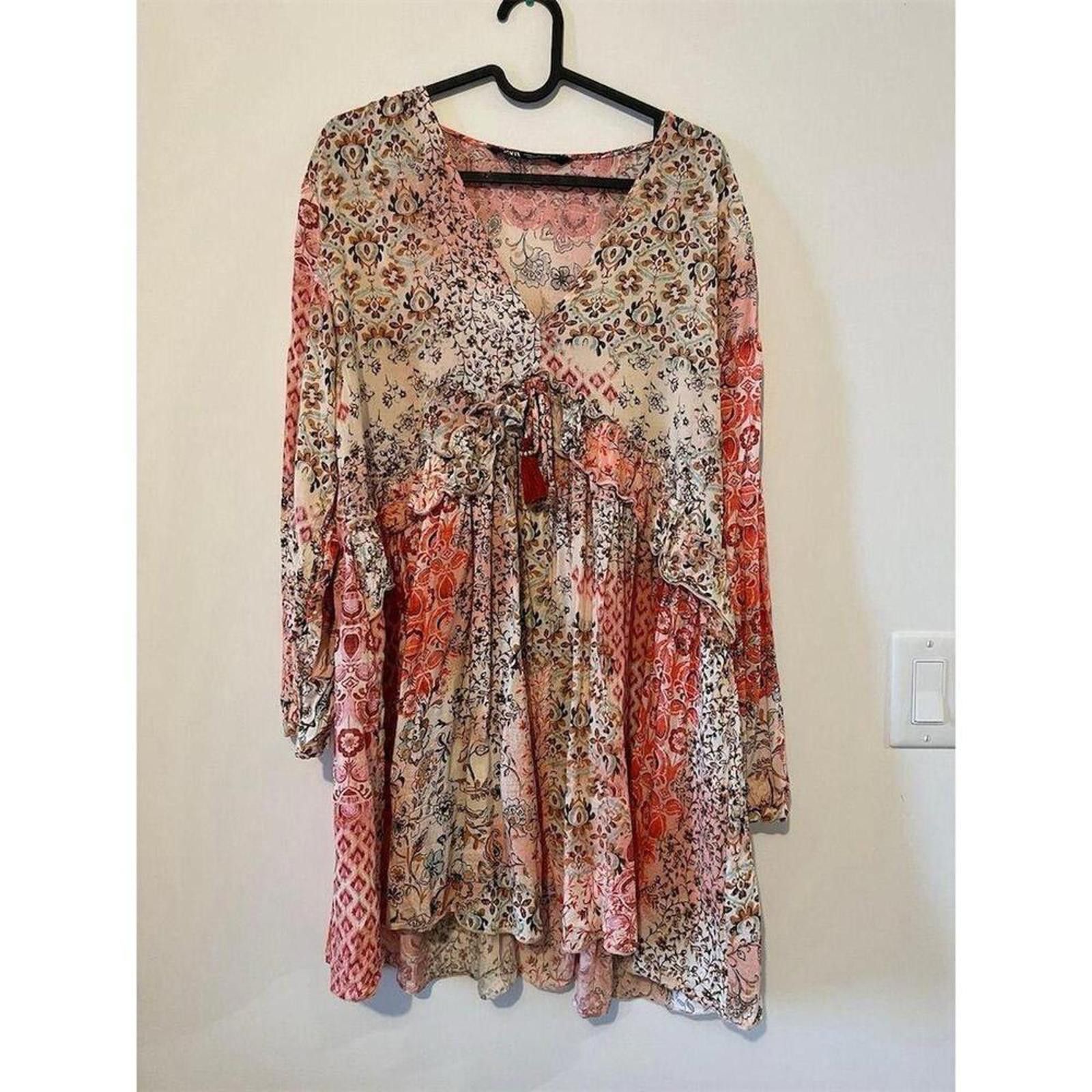 Zara ZARA PATCHWORK PRINT MINI DRESS Size S / US 4 / IT 40 - 4 Thumbnail