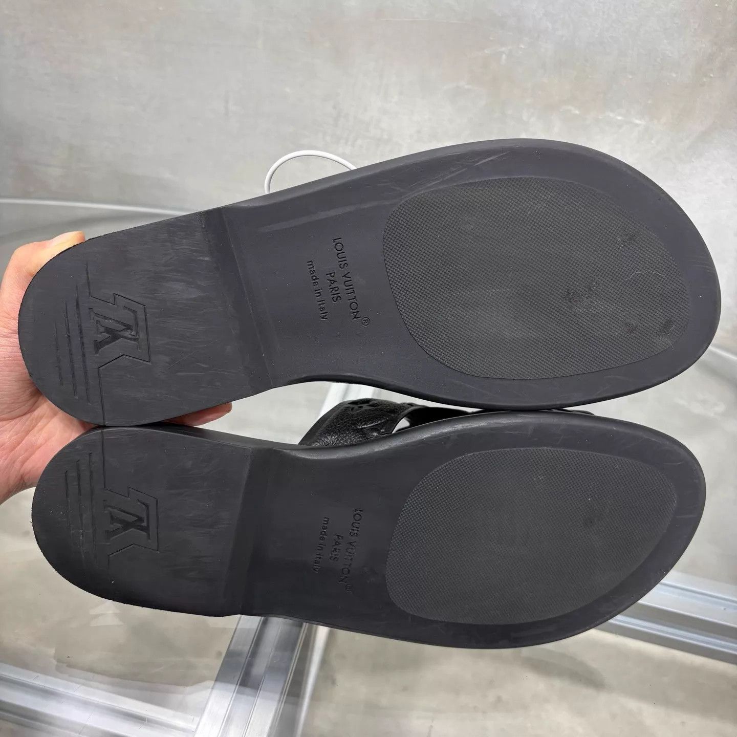 Louis Vuitton LV Oasis Black Monogram Slipper UK7/41 Size US 8 / EU 41 - 6 Thumbnail