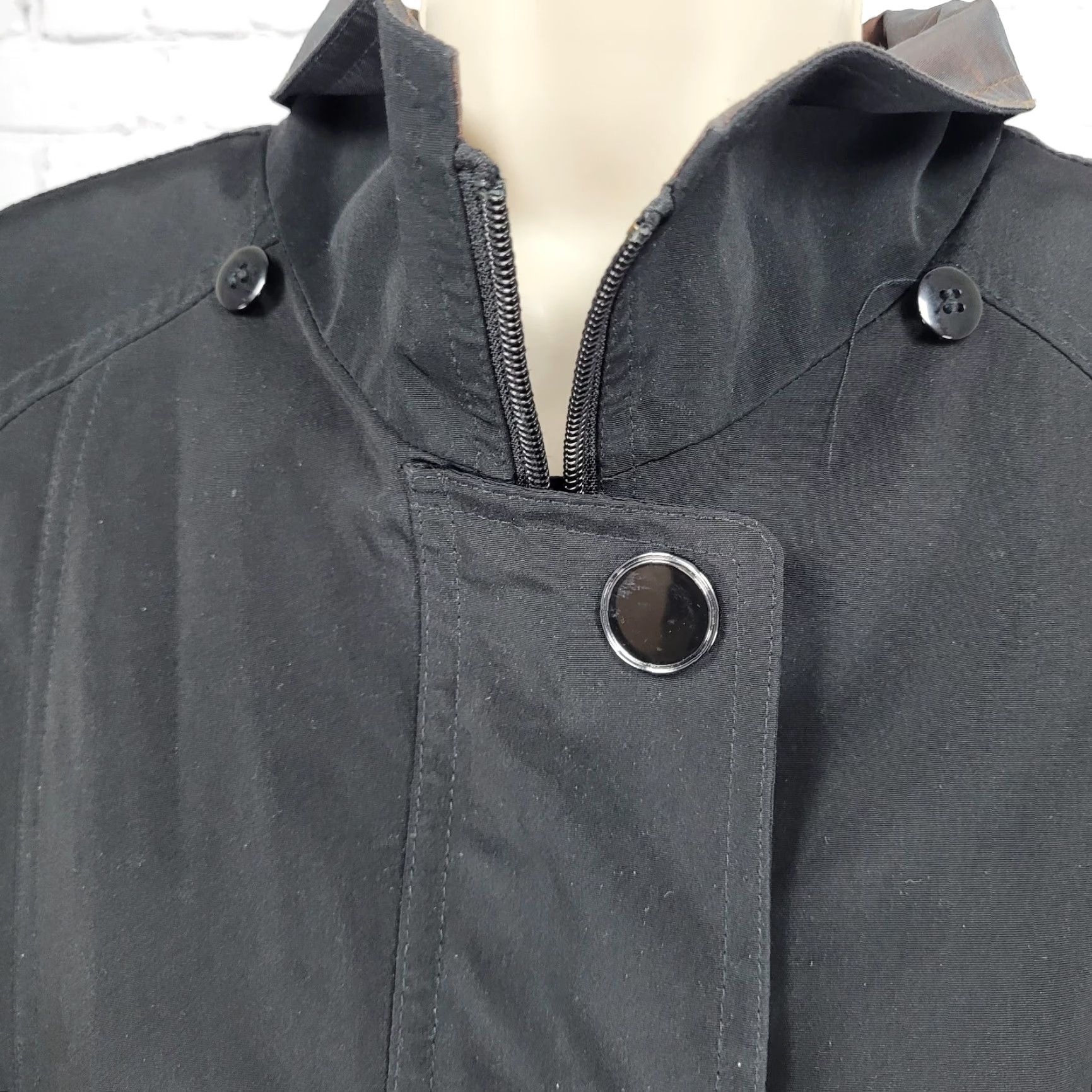 Rains Gallery Jacket Women XL Black Rain Coat Full Zip Snap Lightweight Lined Pockets Outdoor Classic Size XL / US 12-14 / IT 48-50 - 7 Thumbnail