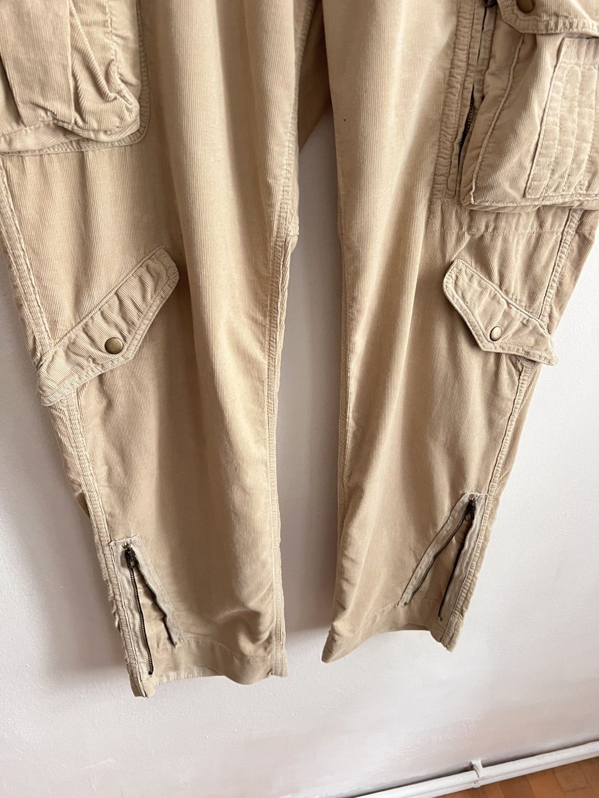 Polo Ralph Lauren Polo Ralph Lauren corduroy utility cargo trousers Size US 36 / EU 52 - 5 Thumbnail