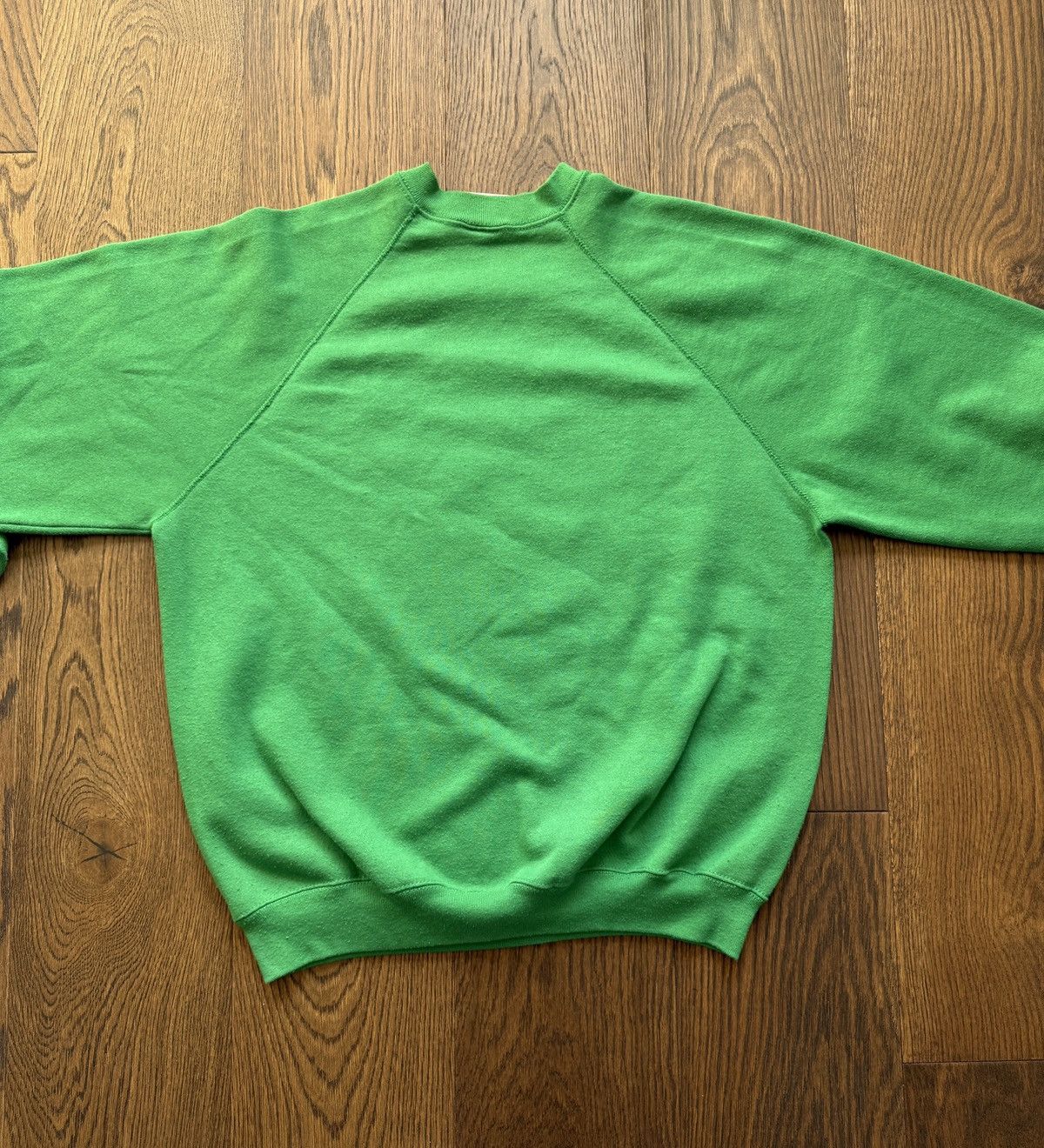 Vintage Vintage St. Patrick's Day Teddy Bear Raglan Sweatshirt Size US XL / EU 56 / 4 - 8 Thumbnail
