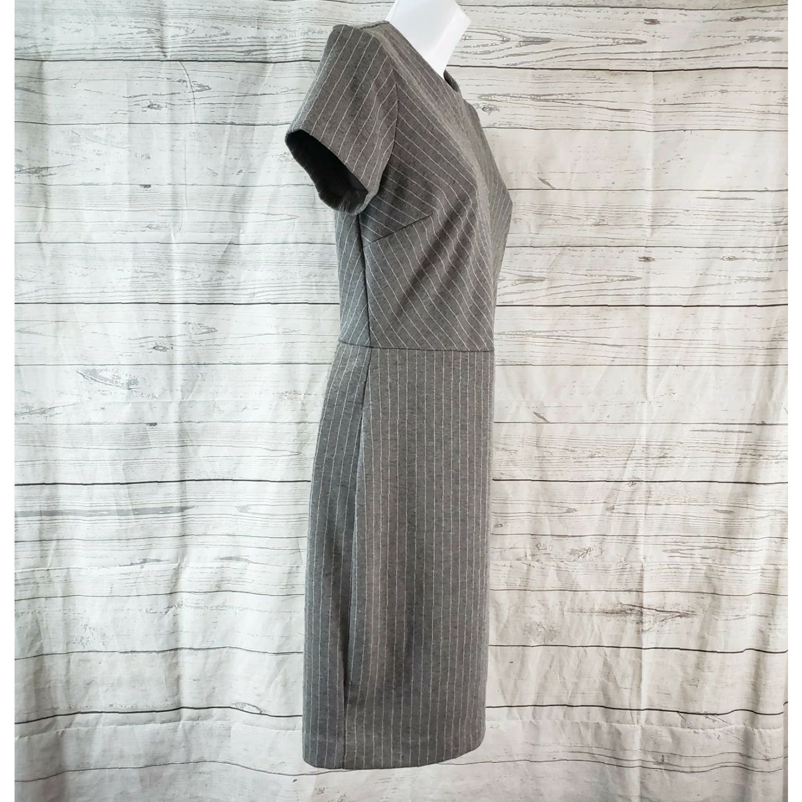 Banana Republic Banana Republic Dress Womens Sz 2 Gray White Striped Short Sleeve Zips Size 26" / US 2 / IT 38 - 3 Thumbnail