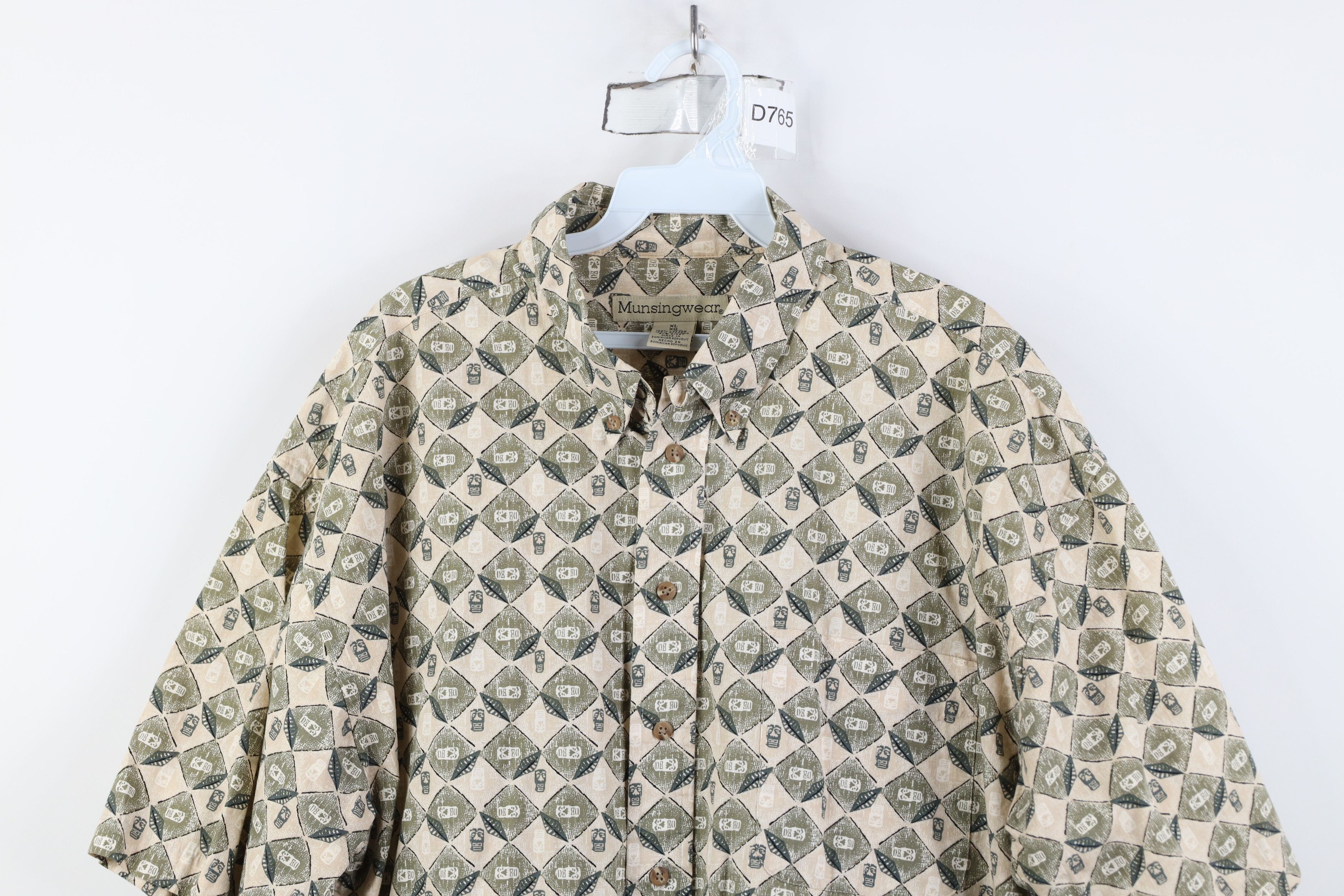 Vintage Vintage 90s Streetwear Geometric Tiki Mask Button Down Shirt Size US XL / EU 56 / 4 - 2 Thumbnail