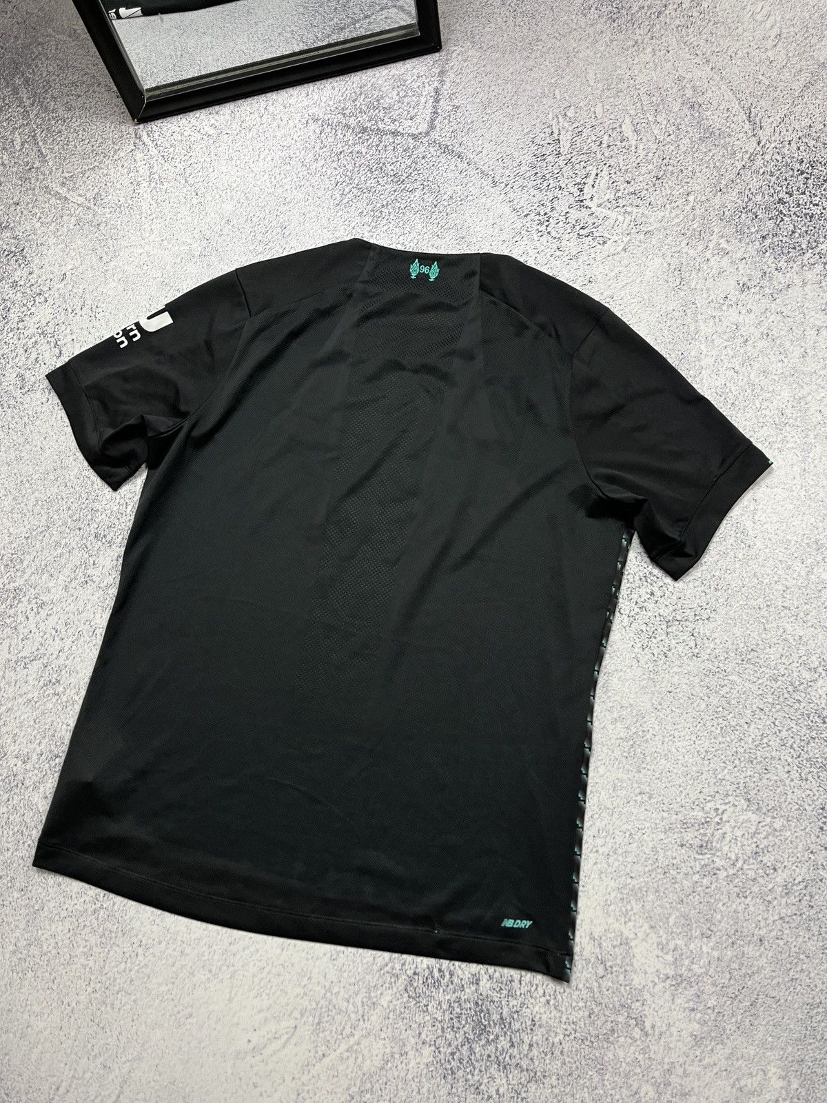 New Balance Liverpool 2019/20 Third Soccer Jersey Football Blockcore Y2k Size US M / EU 48-50 / 2 - 11 Thumbnail