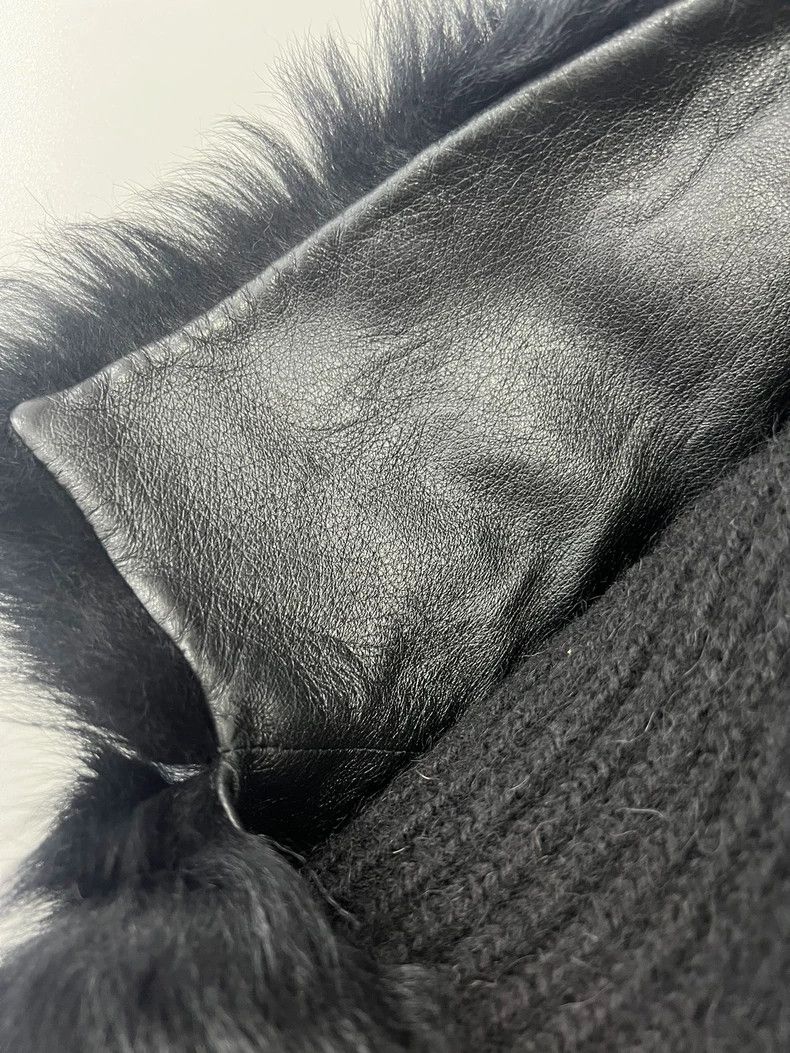 Saint Laurent Paris saint Laurent paris16fw teddy wool shawl neck sweater 2503 Size US M / EU 48-50 / 2 - 3 Thumbnail