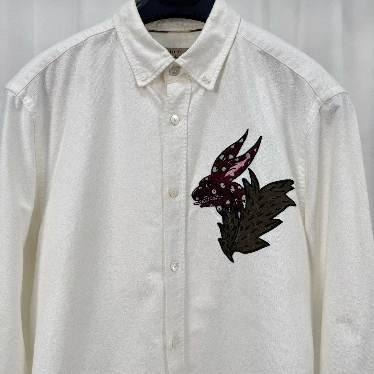 Burberry Burberry Embroidered Monster Long-Sleeve Shirt Size US M / EU 48-50 / 2 - 3 Thumbnail