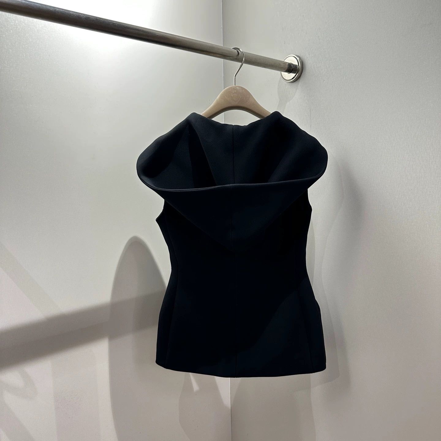 Dior Dior may359 women's DB hooded wool vest 36 Size XS / US 0-2 / IT 36-38 - 2 Thumbnail