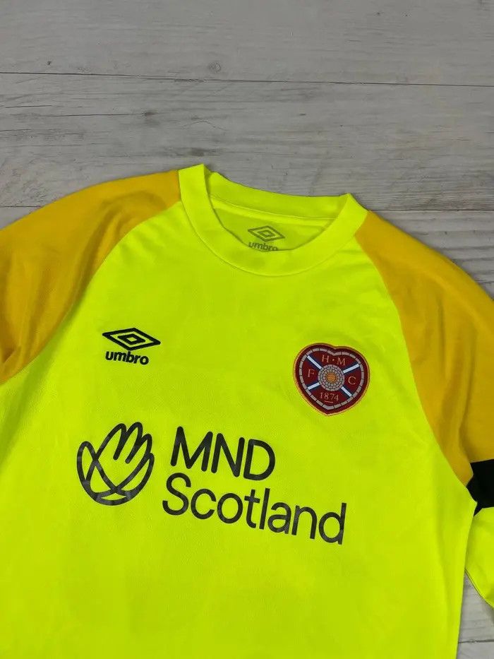 Umbro Heart of Midlothian 2023 2024 Clark #28 Goalkeeper Jersey Size US S / EU 44-46 / 1 - 3 Thumbnail