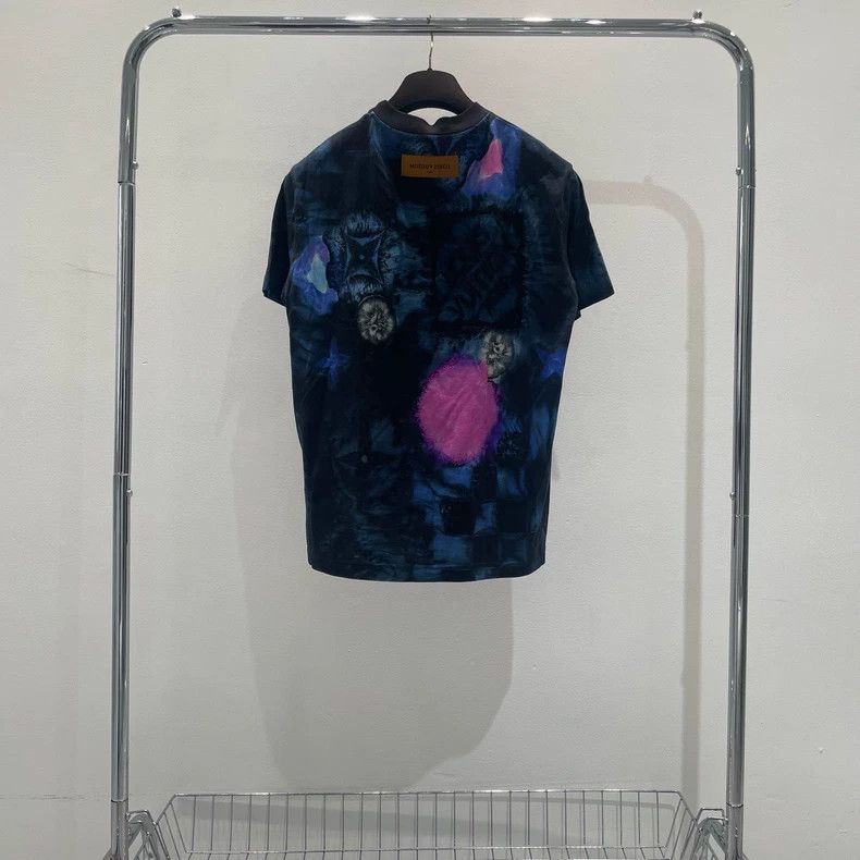 Louis Vuitton Louis Vuitton Digital printed short sleeve Size US S / EU 44-46 / 1 - 3 Thumbnail
