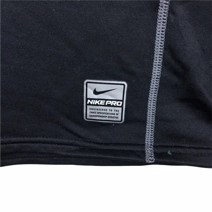 Nike Vintage NIKE TEAM PRO FIT Thermal Fabric Swoosh Logo Sweater Size US L / EU 52-54 / 3 - 7 Thumbnail