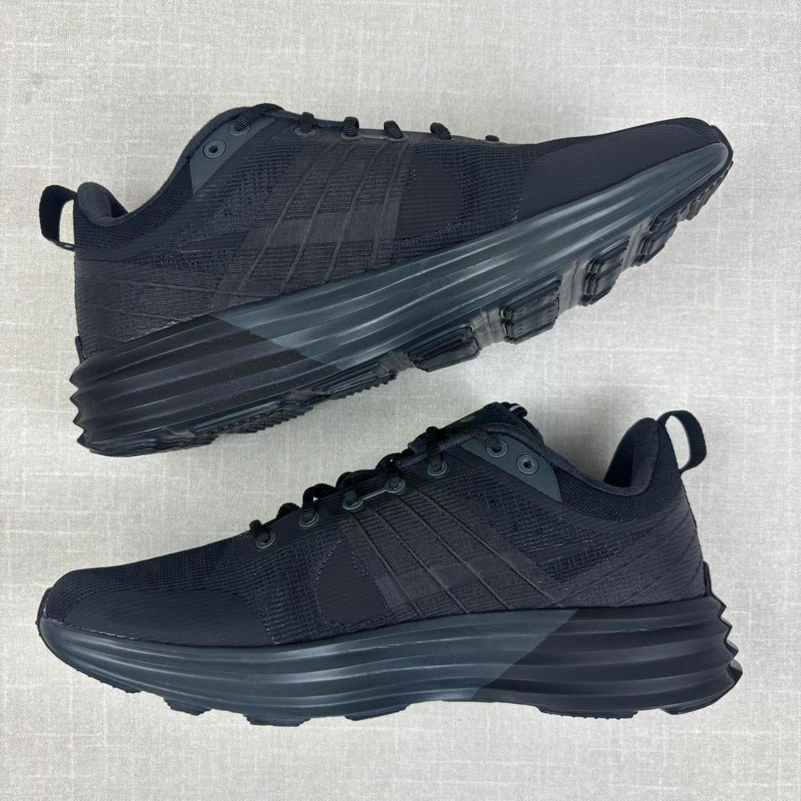 Nike 🖤 2024 Nike Lunar Roam “Dark Smoke Grey” 7.5M Size US 7.5 / EU 40-41 - 4 Thumbnail