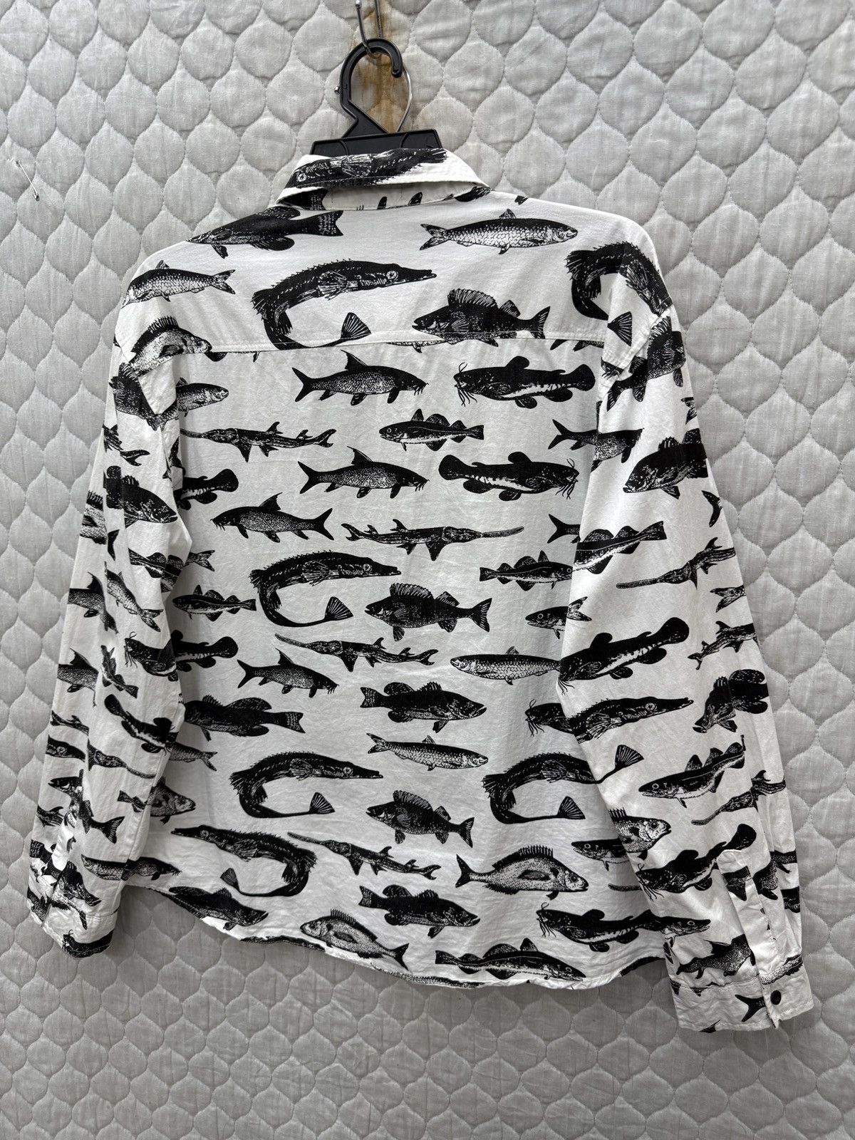 Japanese Brand 🔥🔥🔥STEALS TEMPTATION FISHING SHIRTS Size US M / EU 48-50 / 2 - 9 Thumbnail