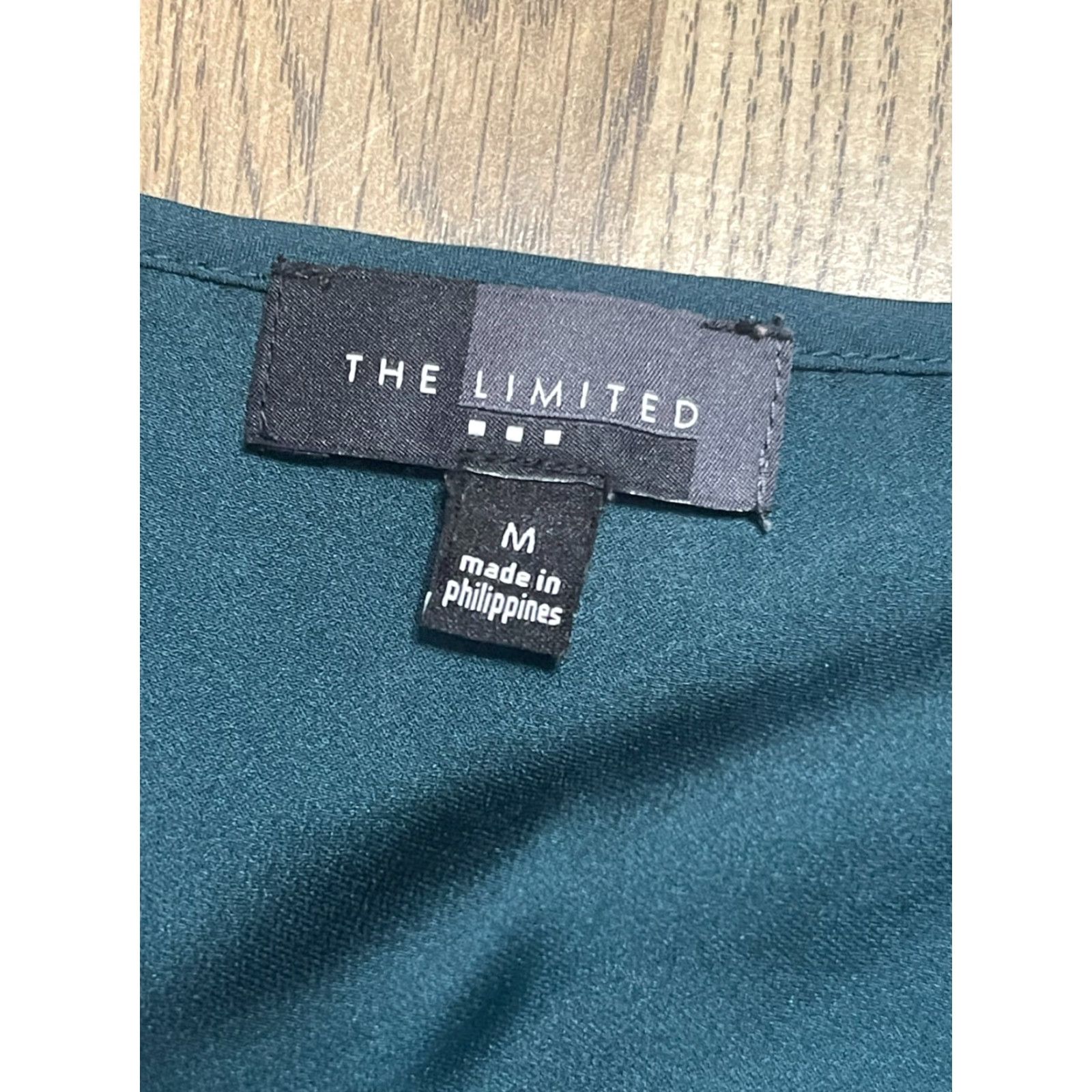Vintage The Limited Blouse Women's Medium Green Long Sleeve Front Ruffle Shirt Size M / US 6-8 / IT 42-44 - 5 Thumbnail