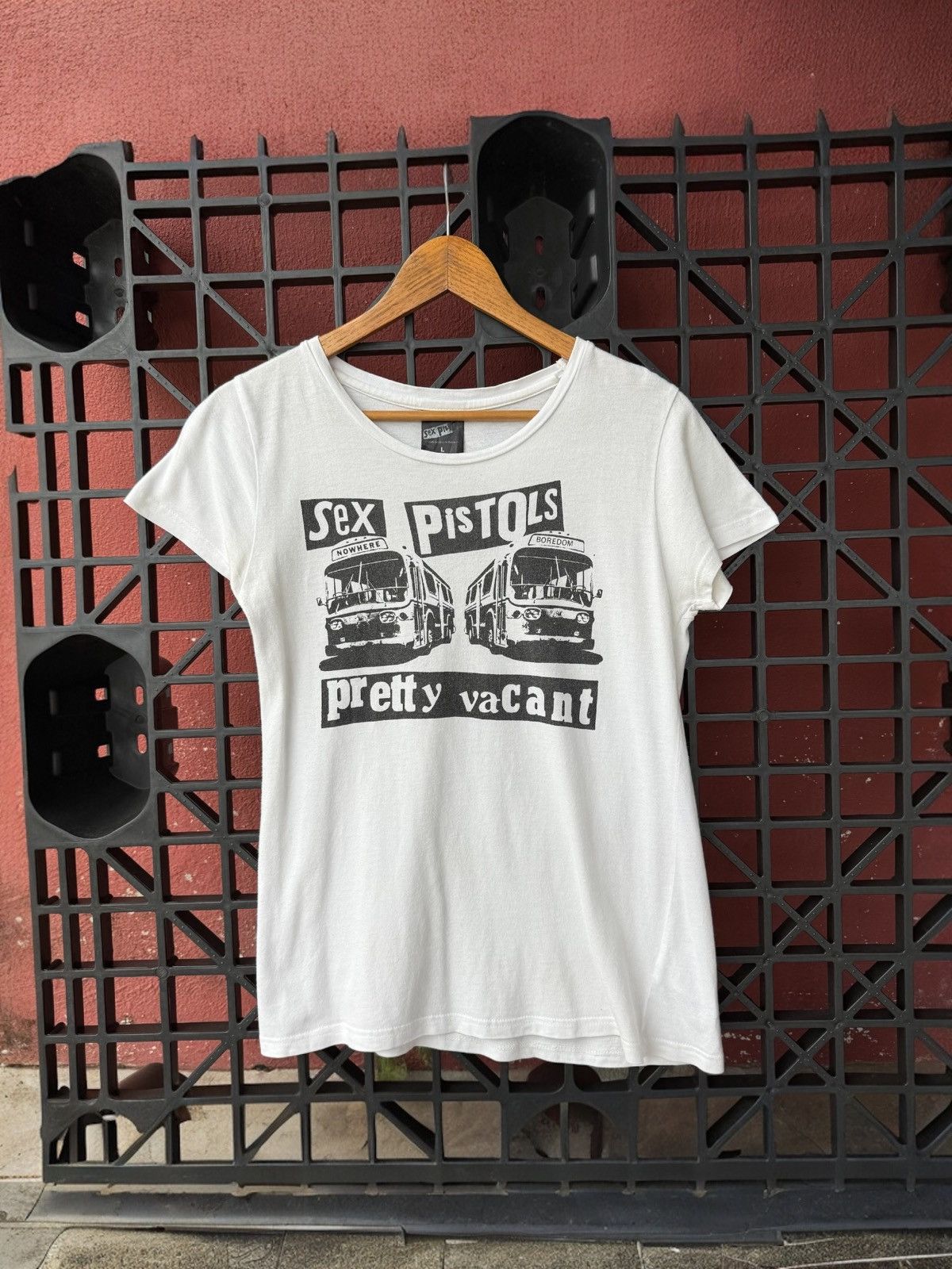 Band Tees Sex Pistol 2015 Pretty Vacant Band Graphic Tee Size L / US 10 / IT 46 - 1 Thumbnail