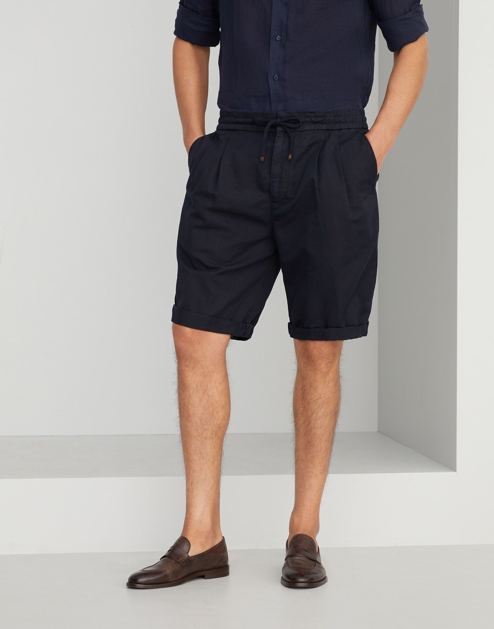 Brunello Cucinelli Dyed Bermuda Shorts in Navy Size US 30 / EU 46 - 1 Thumbnail
