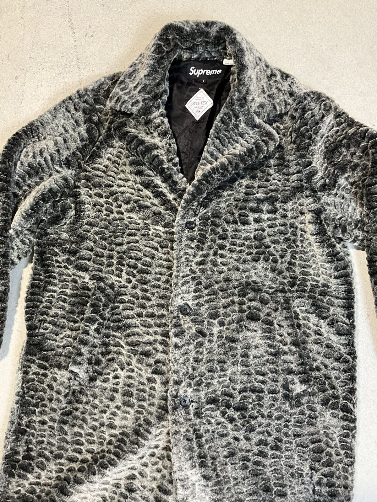 Goretex × Supreme NEW SUPREME X GORE-TEX FUR CROC COAT INFINIUM WINDSTOPPER L Size US L / EU 52-54 / 3 - 8 Thumbnail