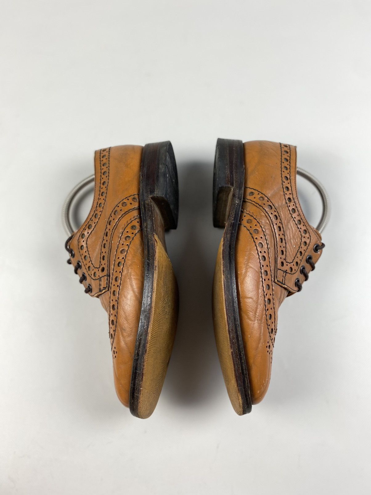 Loake Loake men’s leather brogue formal shoes Size US 8 / EU 41 - 14 Thumbnail