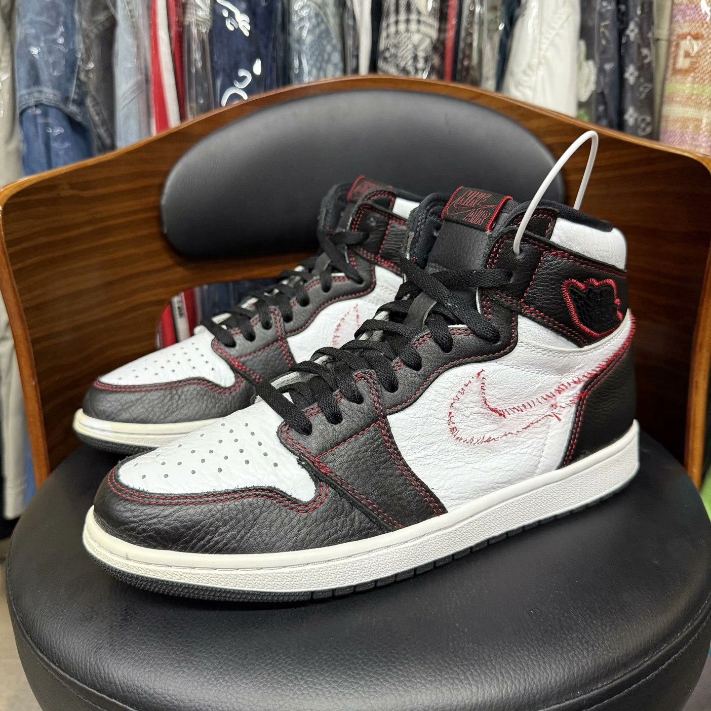 Nike Nike AJ1 Black Lowtop Sneakers 44 Men Size US 10.5 / EU 43-44 - 1 Thumbnail