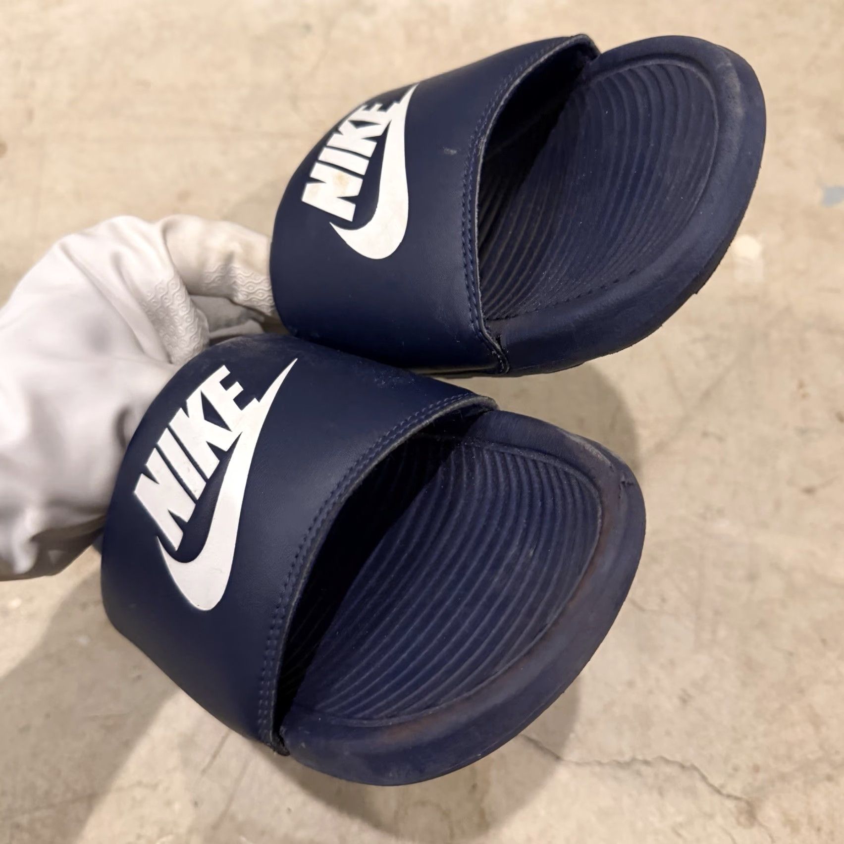 Nike Nike Victori One Slides Mens Size 8 Midnight Navy Blue White Sandals CN9675-401 Size ONE SIZE - 3 Thumbnail