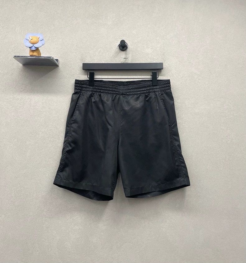 Louis Vuitton Louis Vuitton size m SS25 25 Early Spring Solid Elastic Tr Size US 30 / EU 46 - 2 Thumbnail