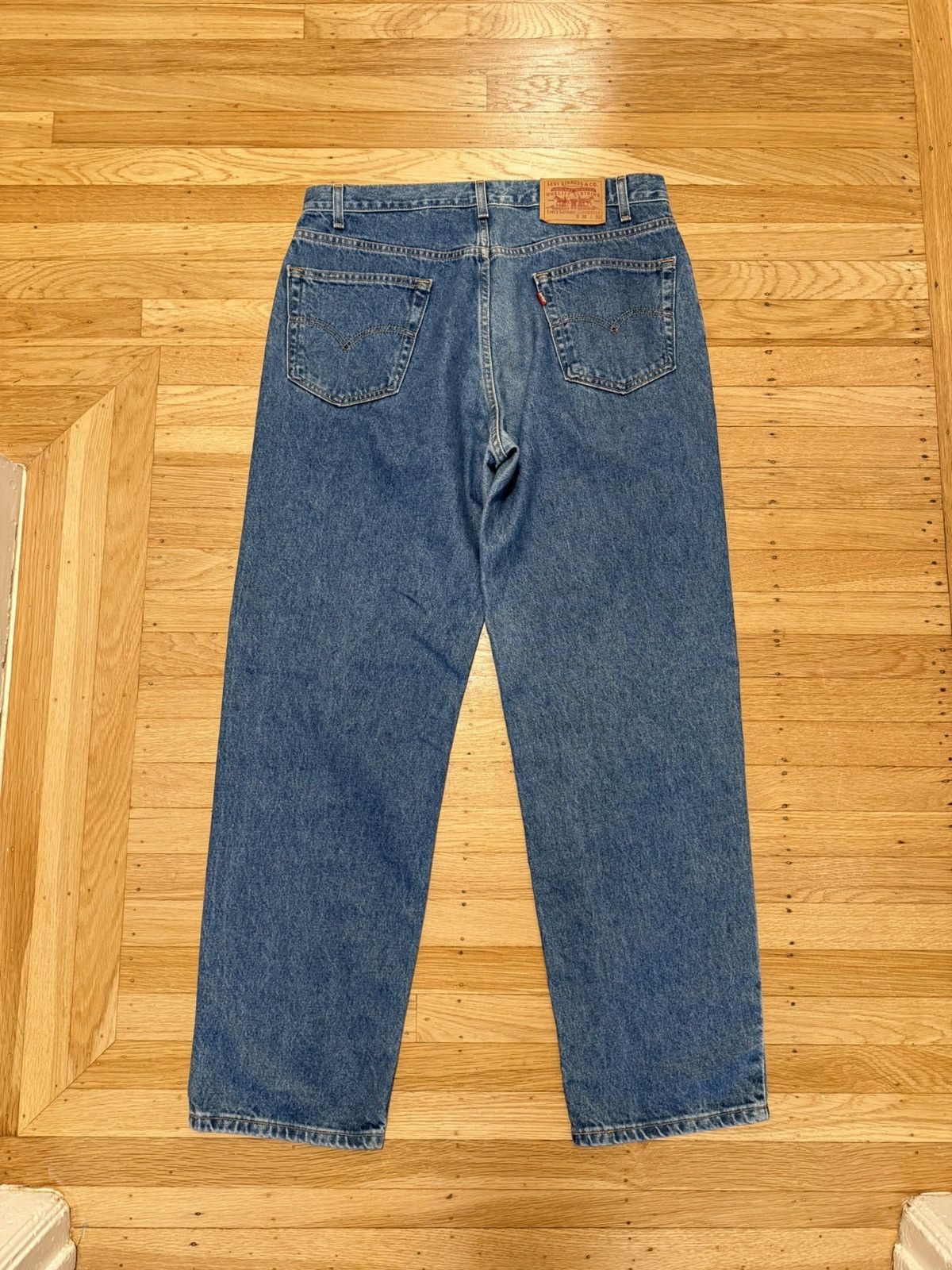 Levi's Vintage Levi’s 36 x32 Relaxed Straight Leg Denim Red Tab 90s Size US 36 / EU 52 - 2 Thumbnail