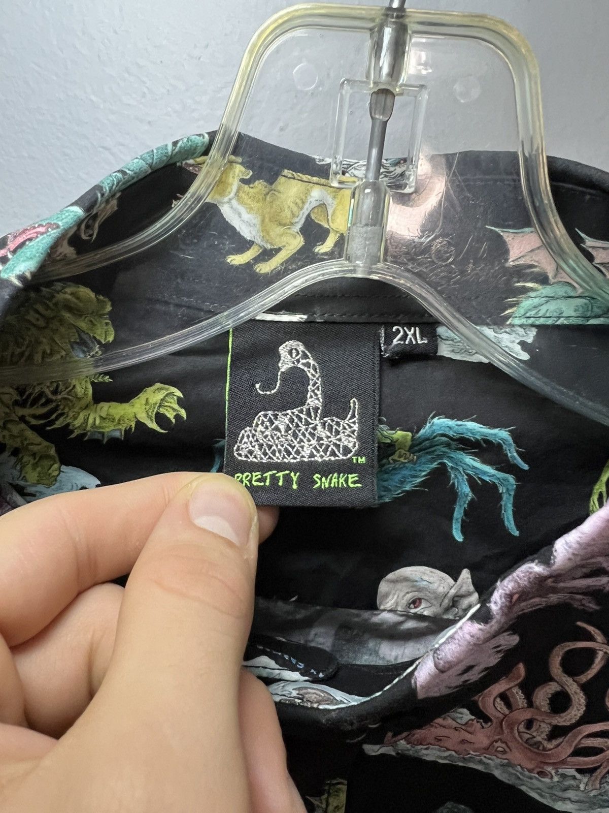 Vintage Vintage Pretty Snake freak of nature print button up t-shirt Size US XL / EU 56 / 4 - 3 Thumbnail