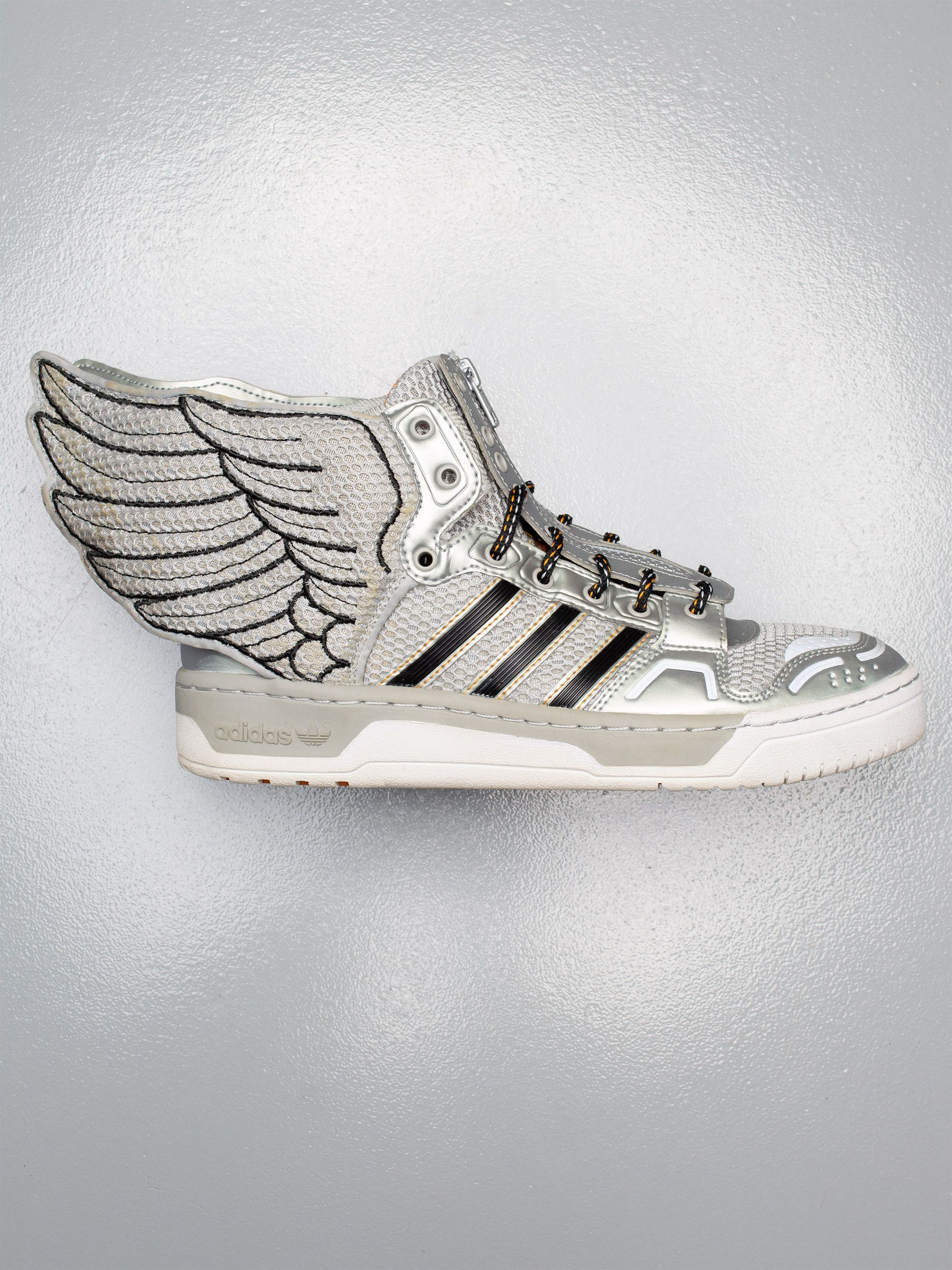 Jeremy Scott Adidas Jeremy Scott Originals Js Wings 2.0. Totem