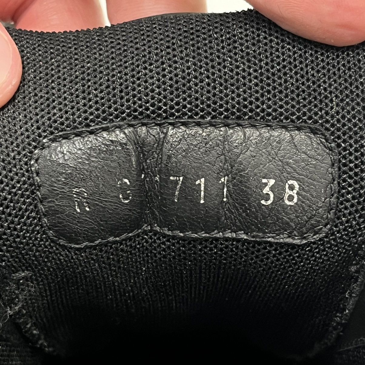 Chanel Chanel Sneakers Black/White (W) Size US 7 / IT 37 - 12 Thumbnail