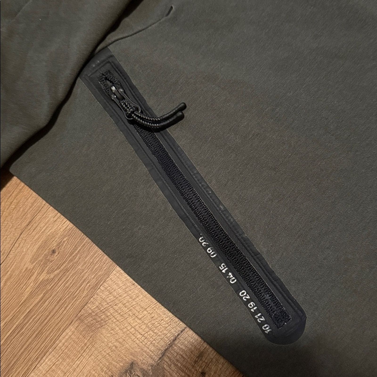 Nike Nike Tech Fleece Zip Up Olive Hoodie Sweatshirt Size US L / EU 52-54 / 3 - 5 Thumbnail