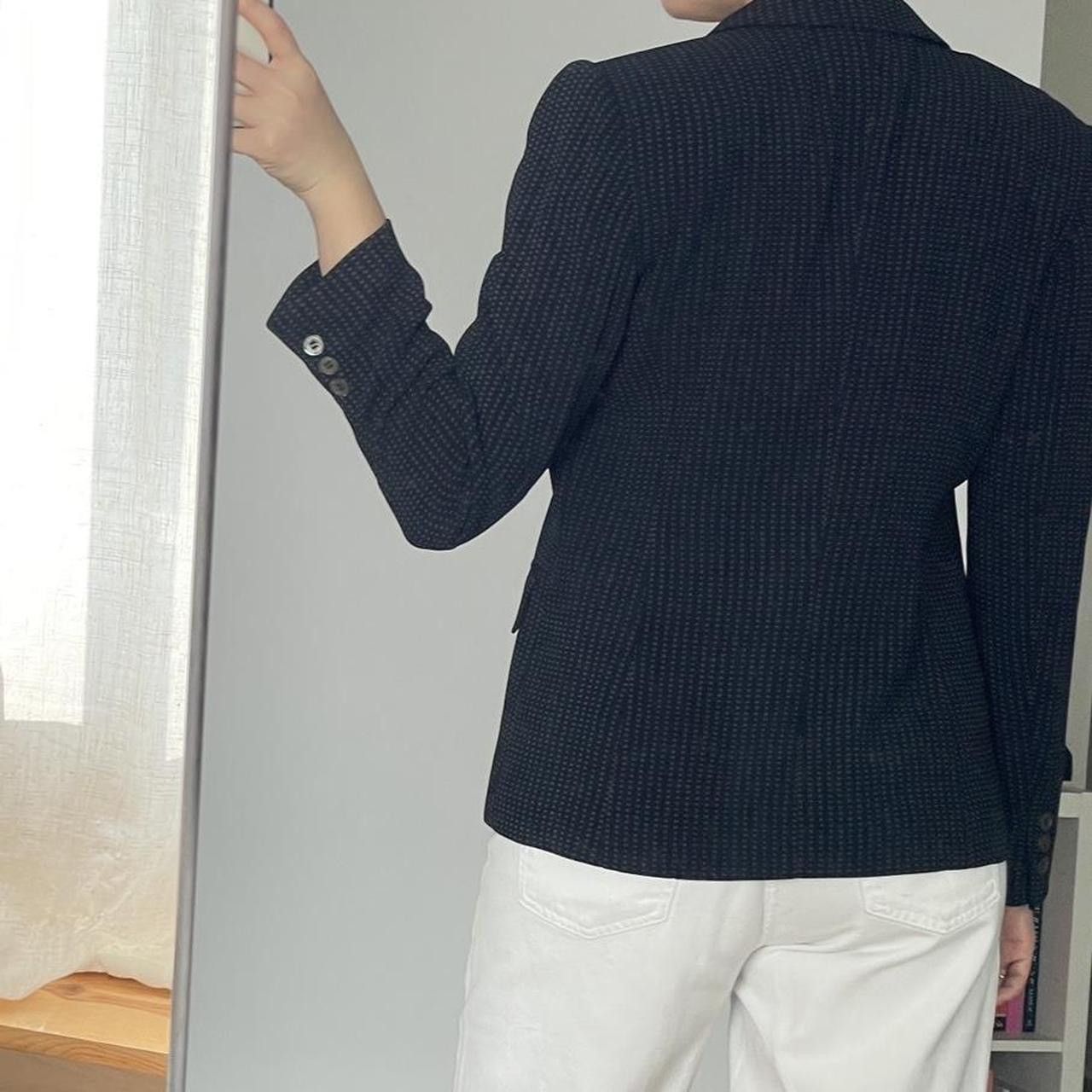 Other × Vintage Liz Claiborne Navy and White Pinstriped Blazer Size L / US 10 / IT 46 - 3 Thumbnail