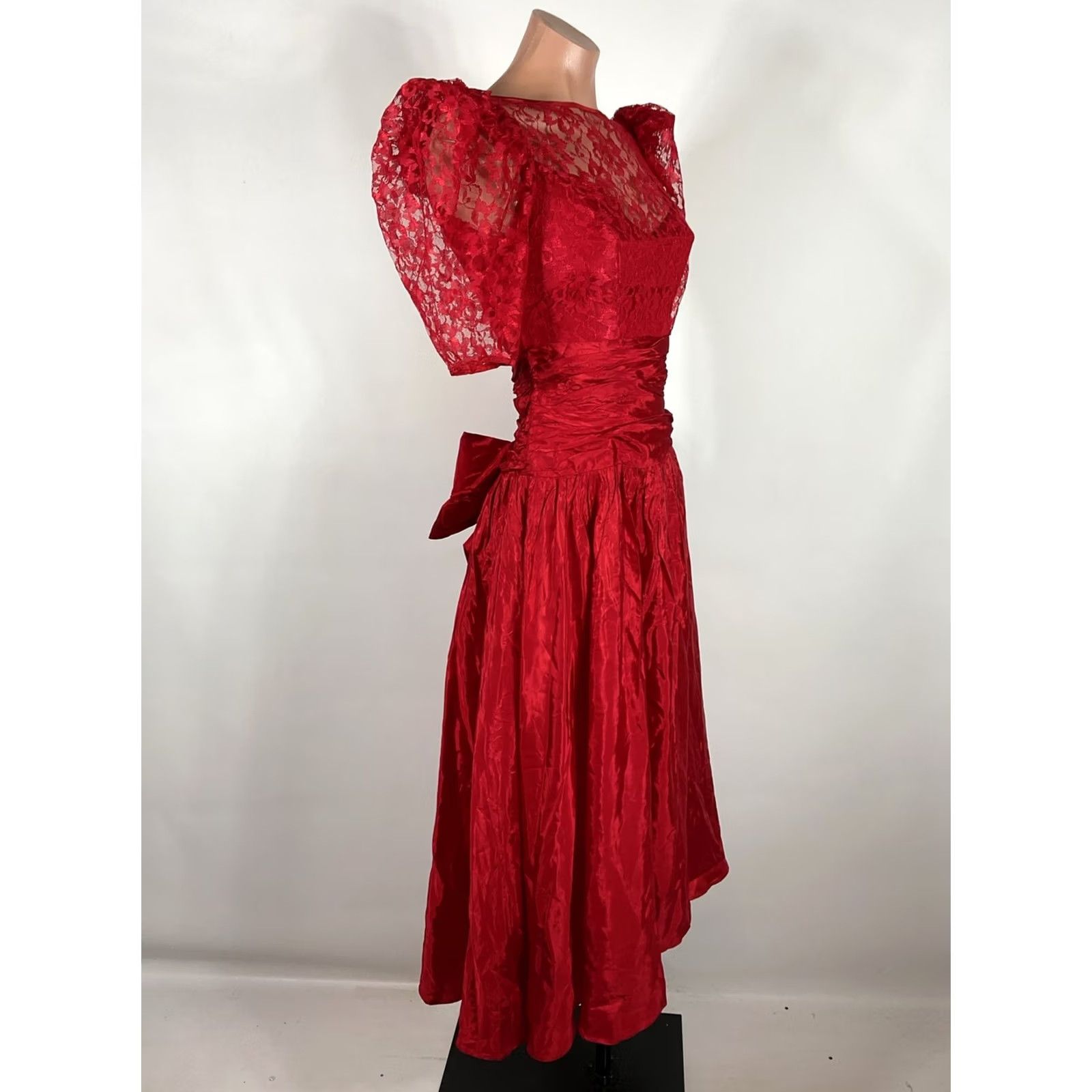 Vintage VINTAGE UNIONMADE Dress Bubble Sleeve Red Lace 1980s Prom Gown 4 Womens Size S / US 4 / IT 40 - 5 Thumbnail
