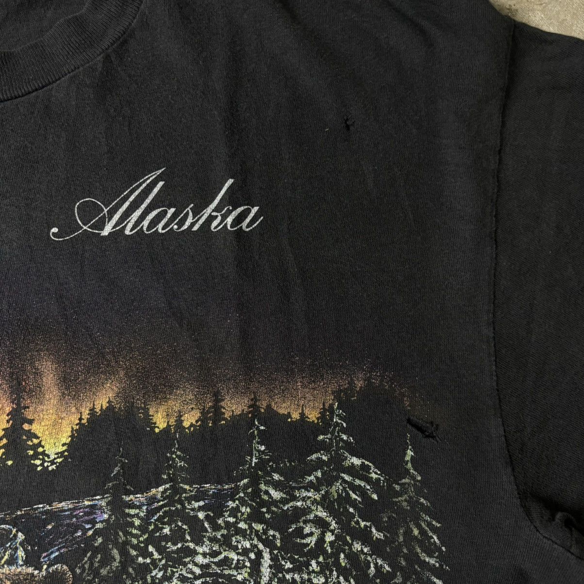 Vintage VINTAGE ALASKA T-SHIRT Size US L / EU 52-54 / 3 - 7 Thumbnail