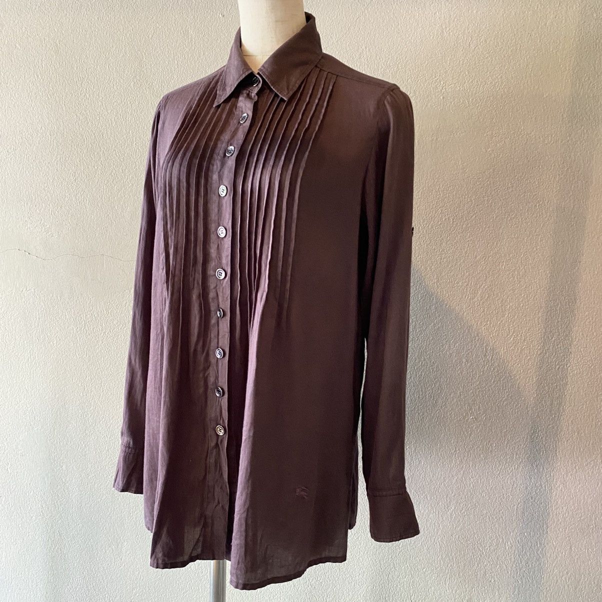 Burberry BURBERRY Purple Pintuck Button-Up Shirt Size XS / US 0-2 / IT 36-38 - 10 Thumbnail