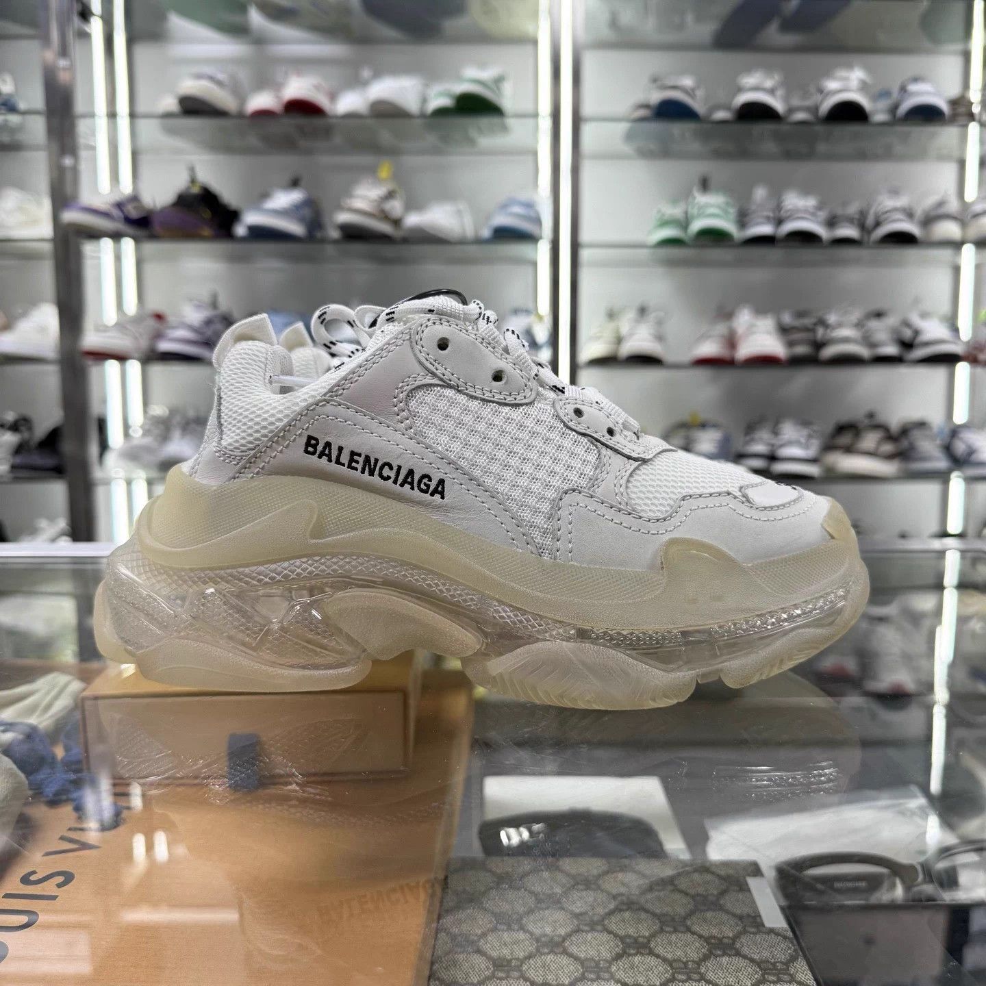 Balenciaga Balenciaga Triples White 35 Worn Once OG Box Size US 4 / IT 34 - 2 Thumbnail