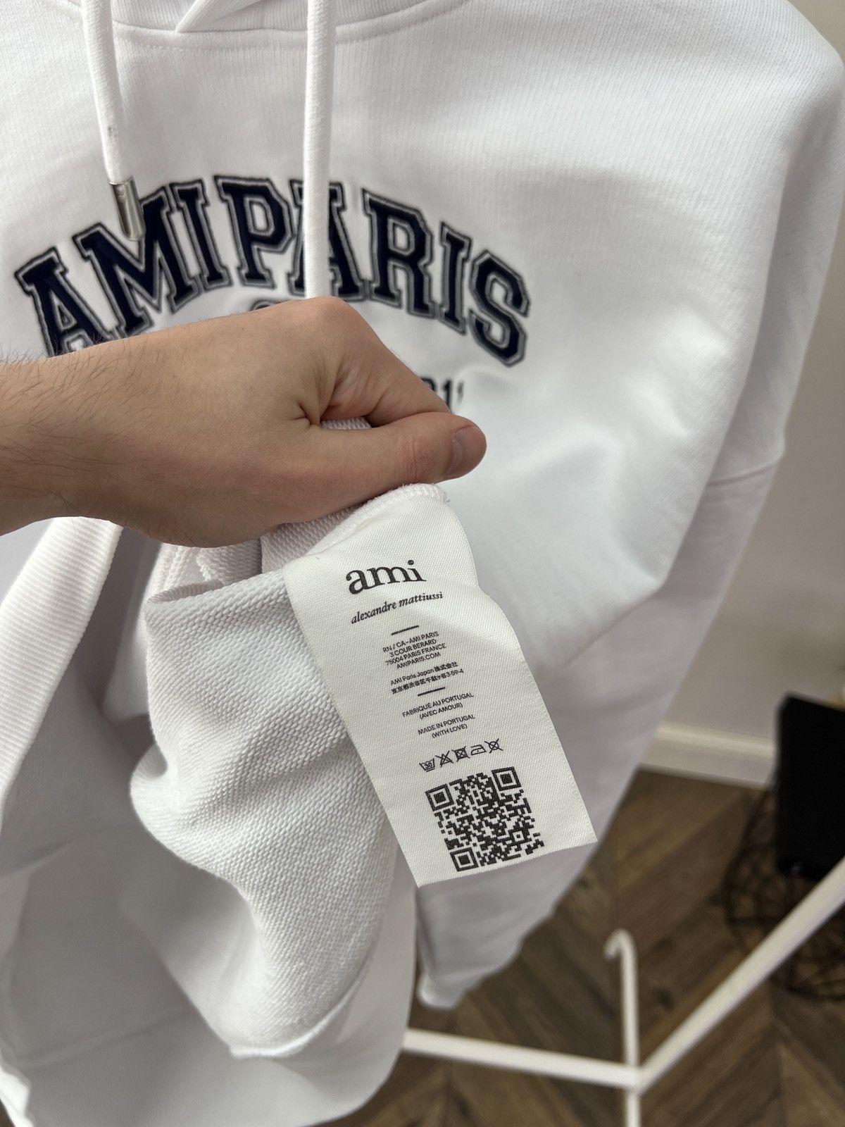 AMI Vintage Ami Paris France Hoodie Size US L / EU 52-54 / 3 - 7 Thumbnail