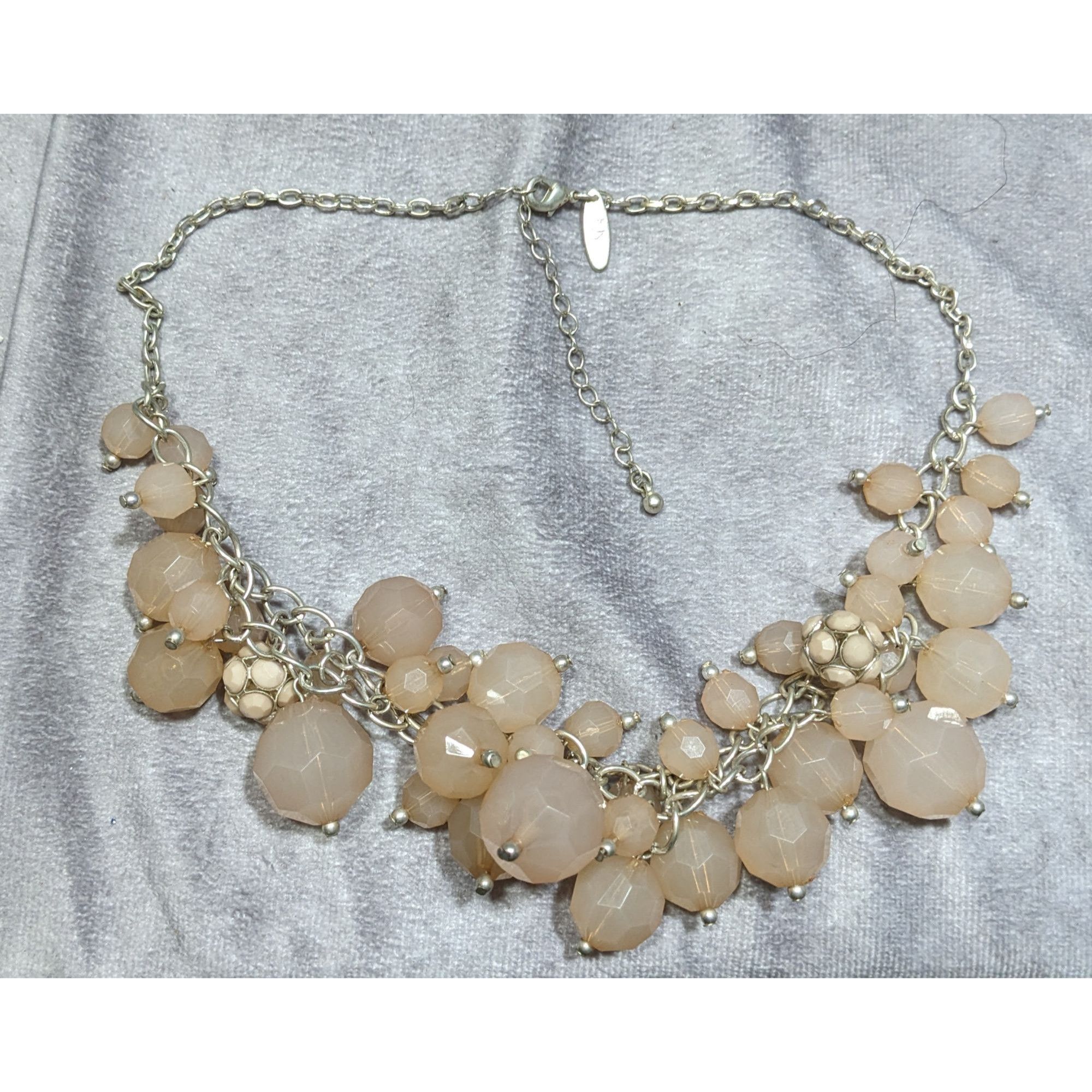 Other NY Collection Y2K Chunky Silver Peach Beaded Cluster Stateme Size ONE SIZE - 6 Thumbnail