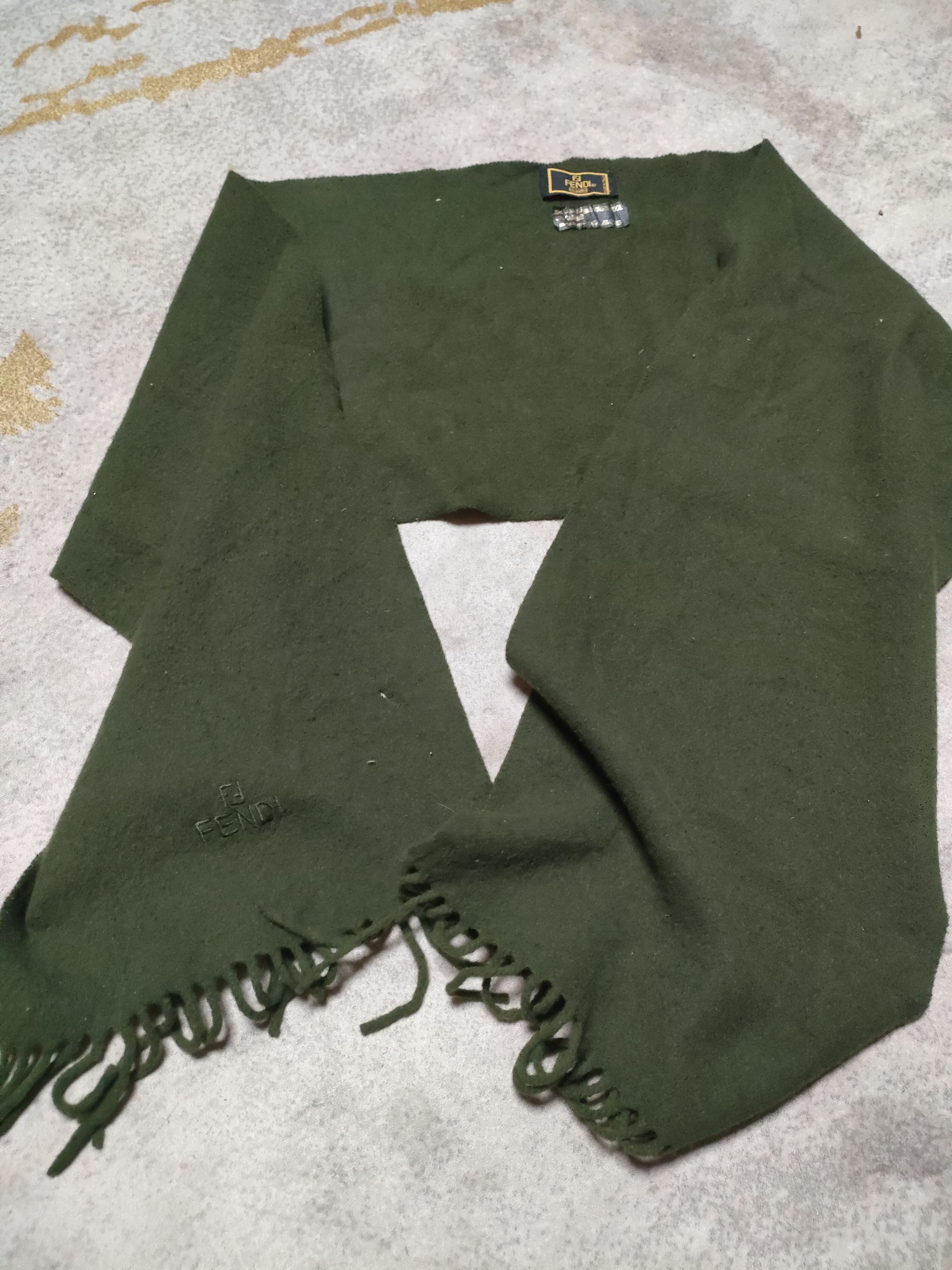 Fendi Fendi Muffler Olive Green Size ONE SIZE - 1 Thumbnail