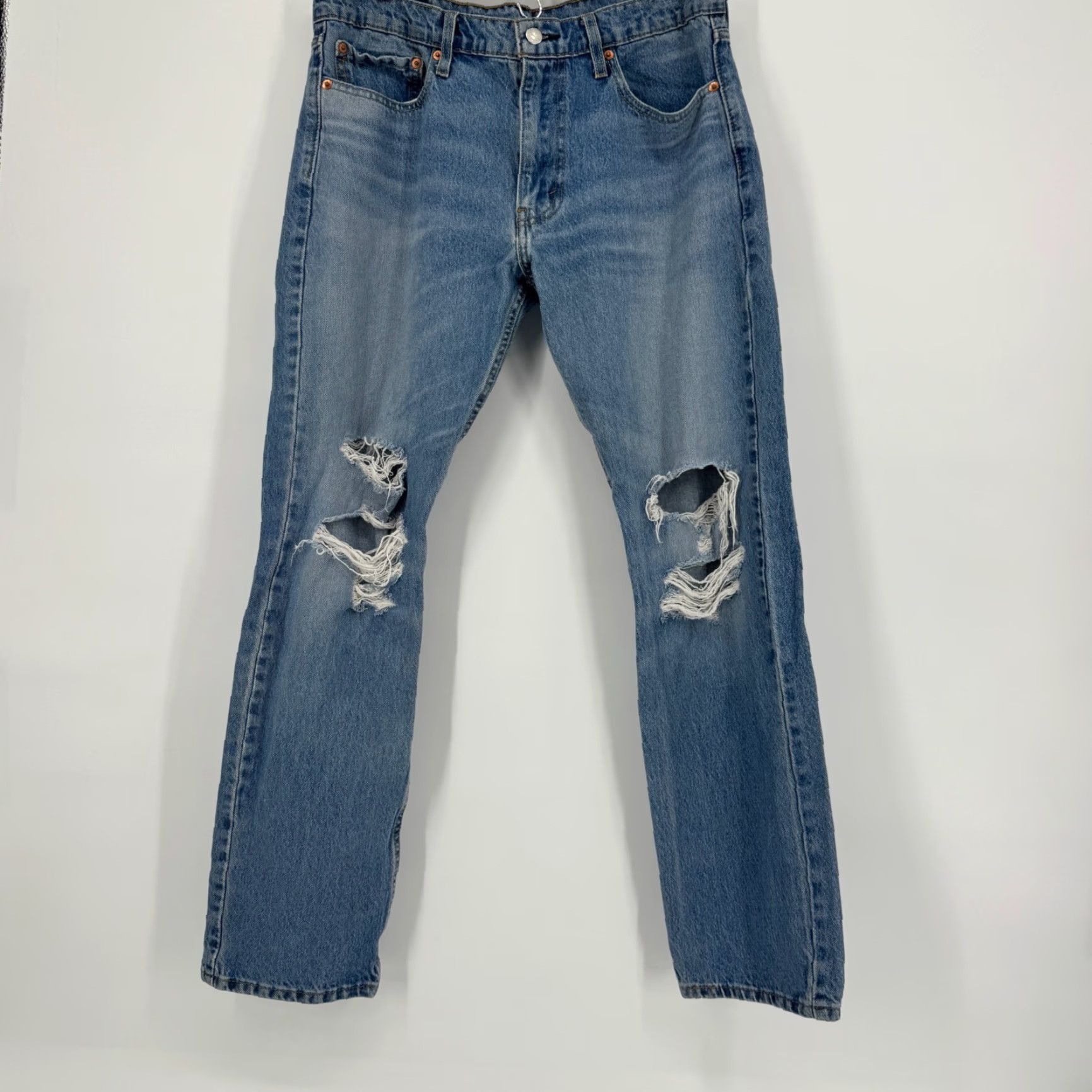 Levi's Levi's 501 Mens Jeans Blue Light Wash Distressed Button Fly Cotton Denim 34x32 5-Pocket Casual Streetwear 90s Grunge Mens Size US 34 / EU 50 - 2 Thumbnail
