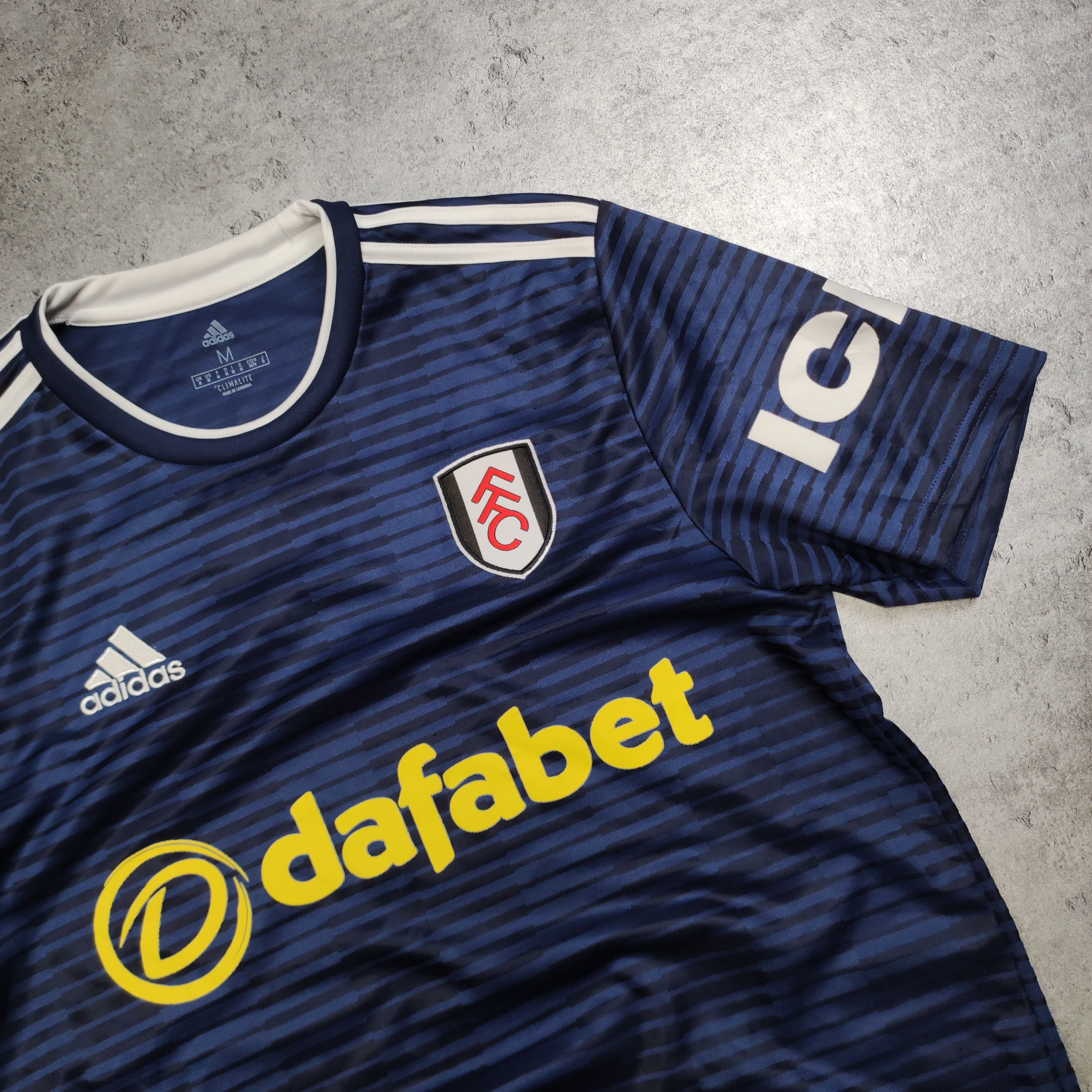 Adidas RARE Adidas x Fulham FC 2018 Away Football Jersey Size US M / EU 48-50 / 2 - 4 Thumbnail