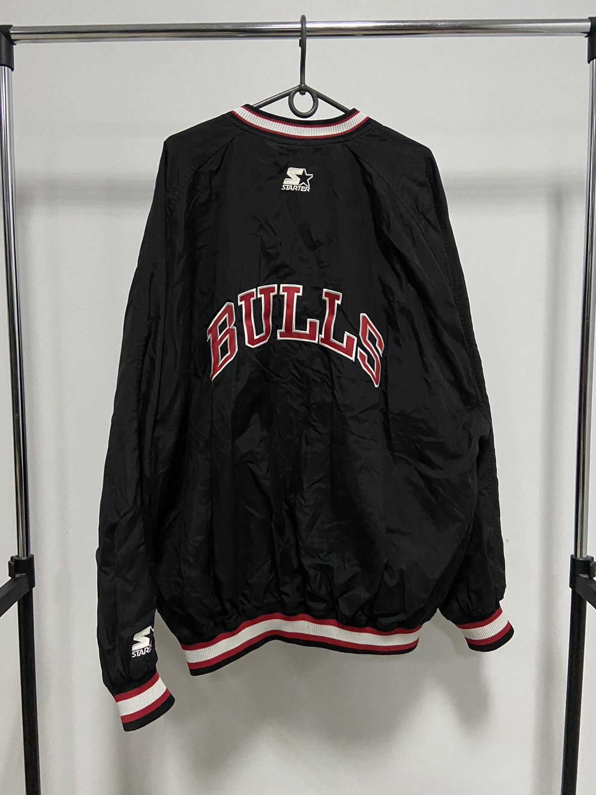 NBA × Vintage Chicago Bulls Sweatshirt Nylon NBA Big Logo Vintage Basket Size US XXL / EU 58 / 5 - 1 Thumbnail