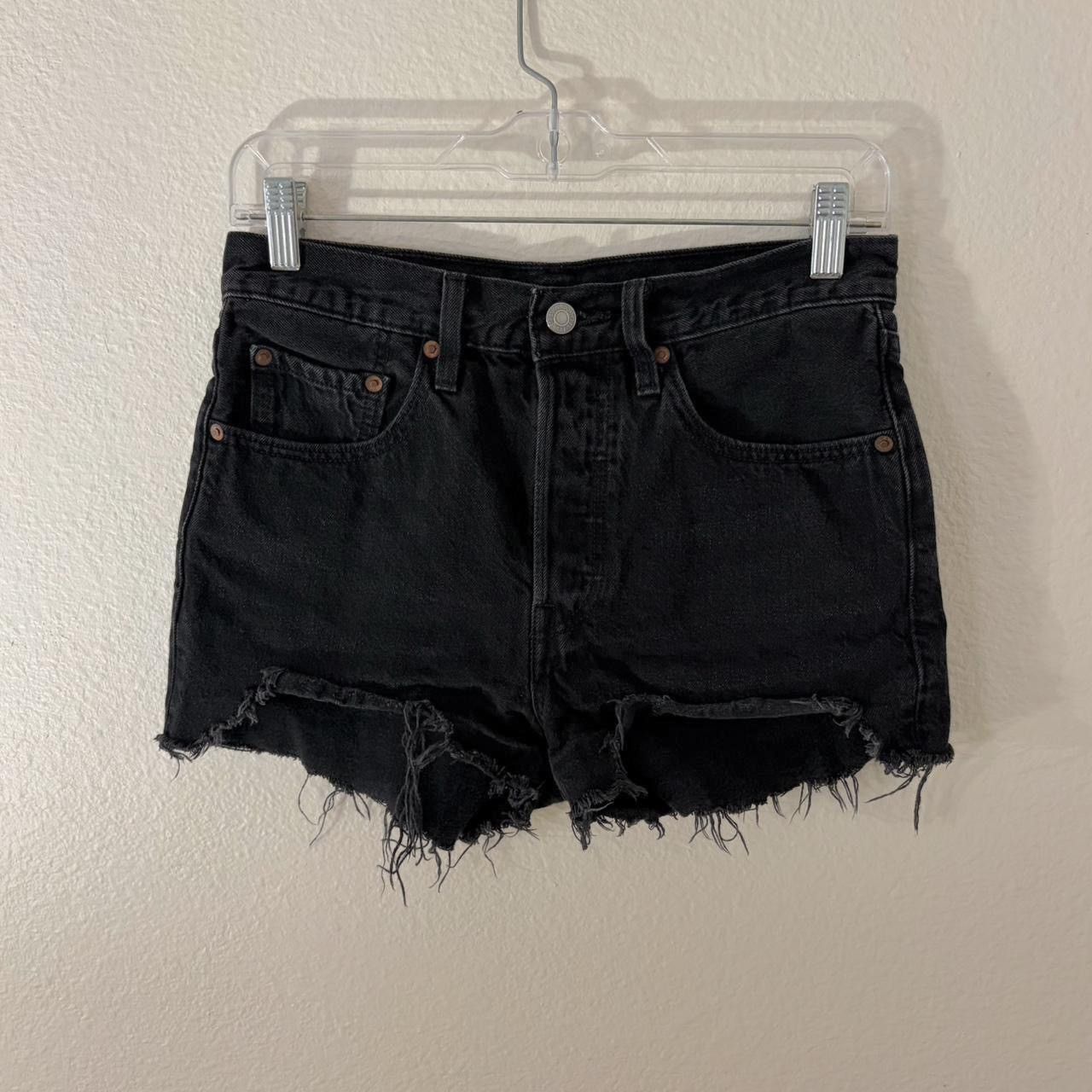 Levi's levi’s 501 original fit high rise denim shorts Size 26" / US 2 / IT 38 - 1 Thumbnail